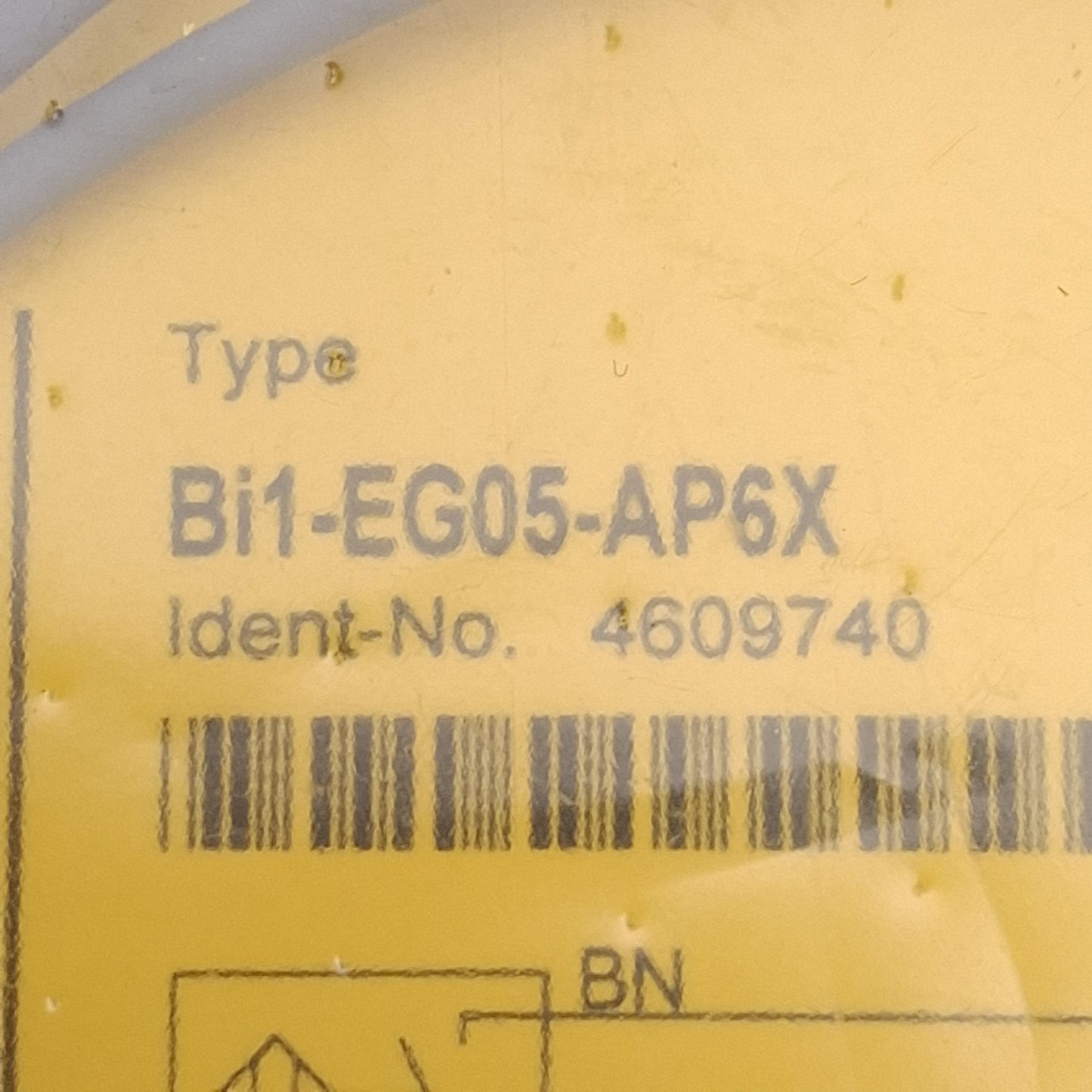 New Turck Bi1-EG05-AP6X Inductive Proximity Sensor, PNP-NO, 1mm, M5x0.5, 10-30VDC