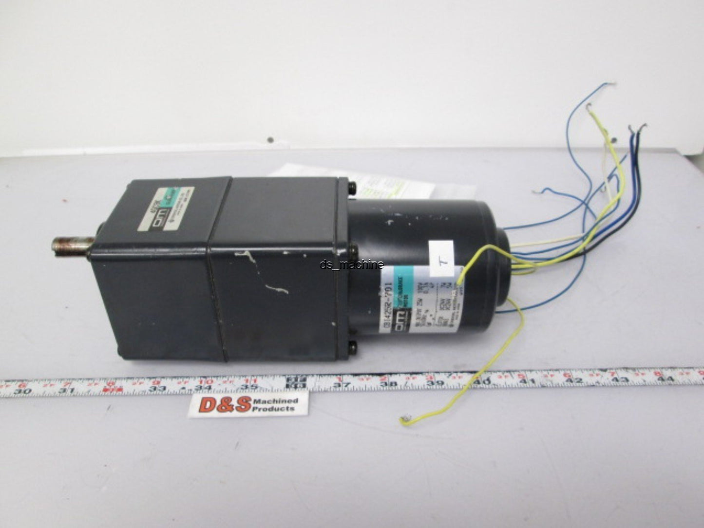 Used Oriental Motor CBI425R-701 Gearmotor with Clutch and Brake 100V 700mA 24V Brake