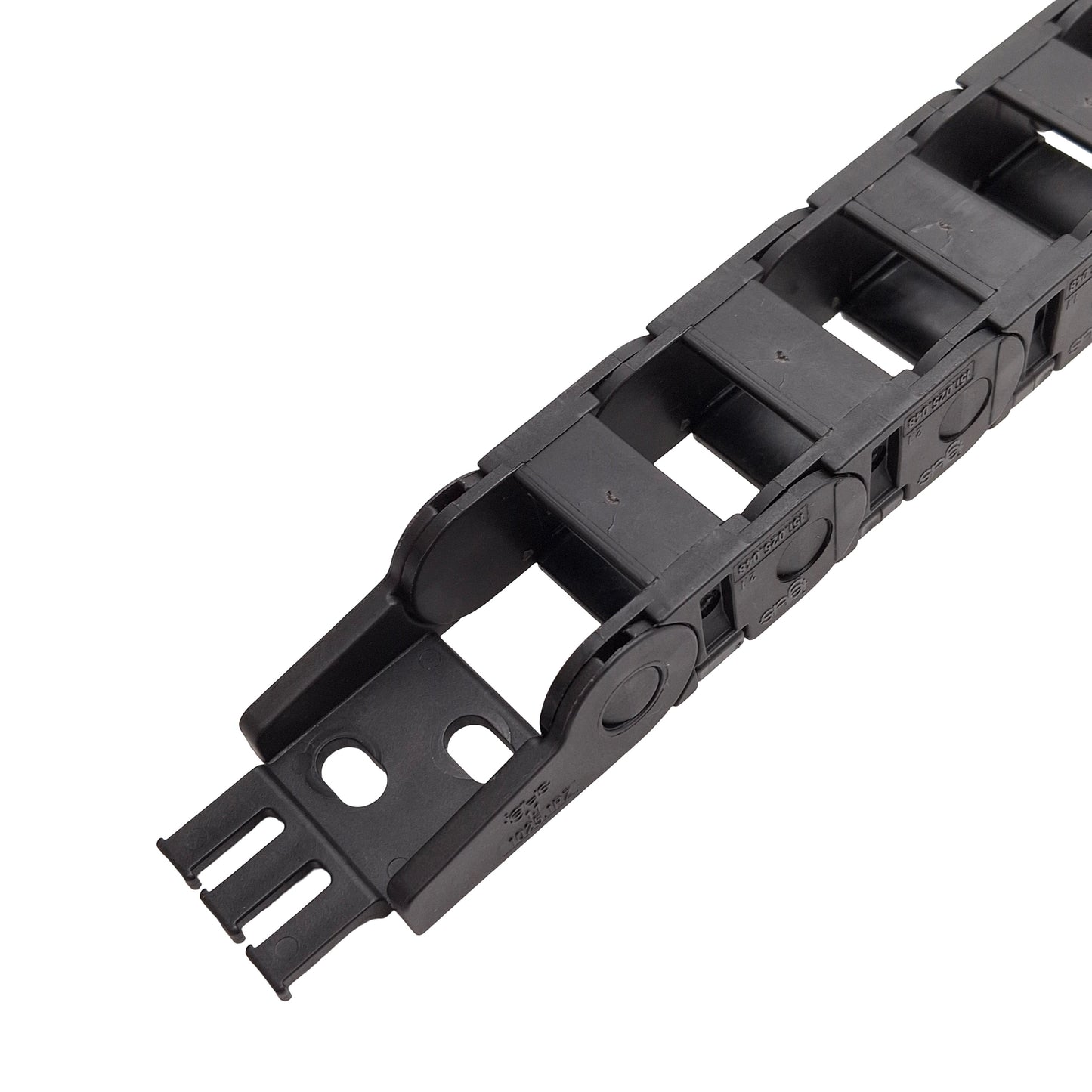 Used Igus 15i.025.048 Energy Chain 25x17mm Inner, ø48mm Bend, 24-Link + Ends, 33.25in