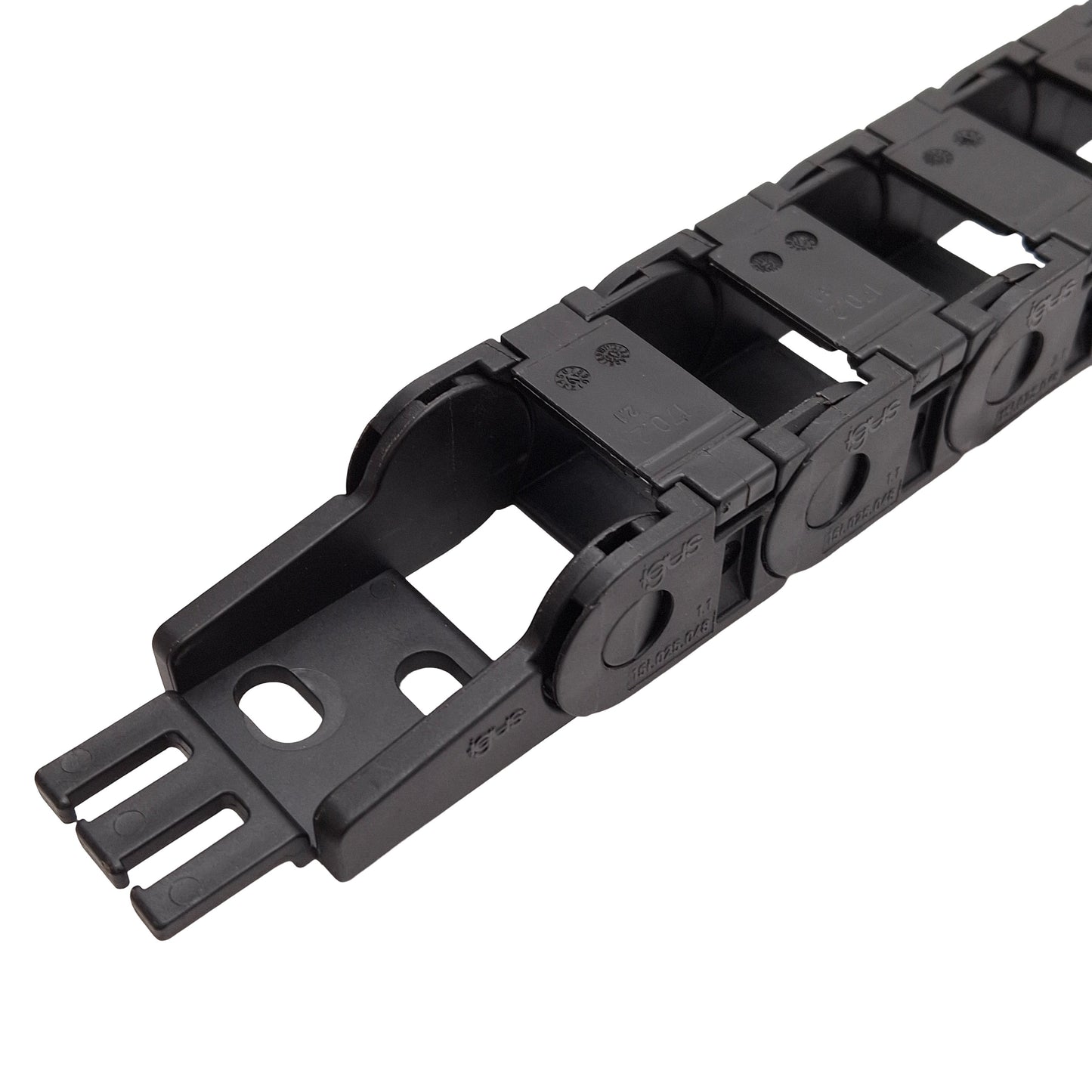 Used Igus 15i.025.048 Energy Chain 25x17mm Inner, ø48mm Bend, 24-Link + Ends, 33.25in