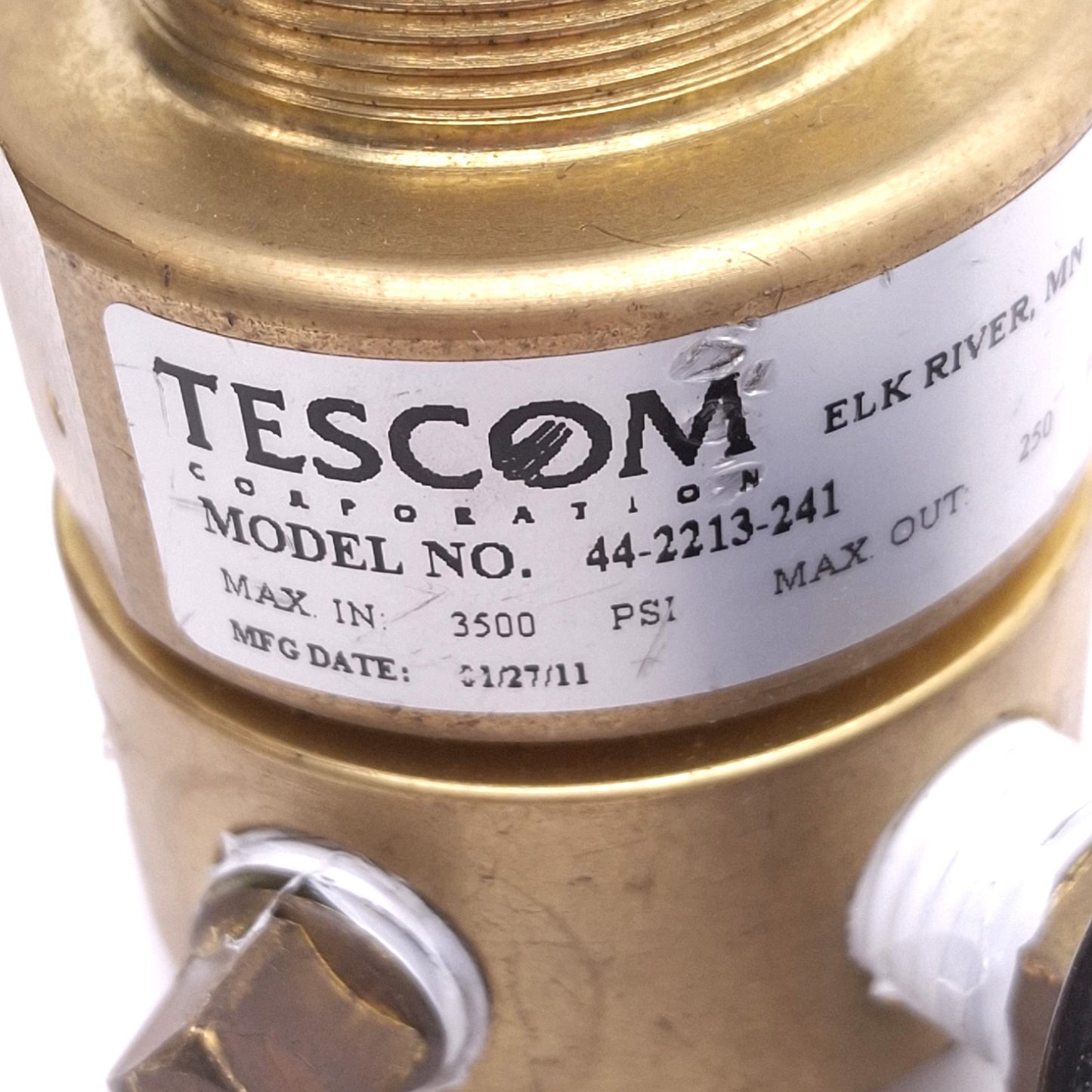 Used Tescom 44-2213-241 Pressure Regulator, 0-250psi Set, 3500psi Max In, 1/4in NPT