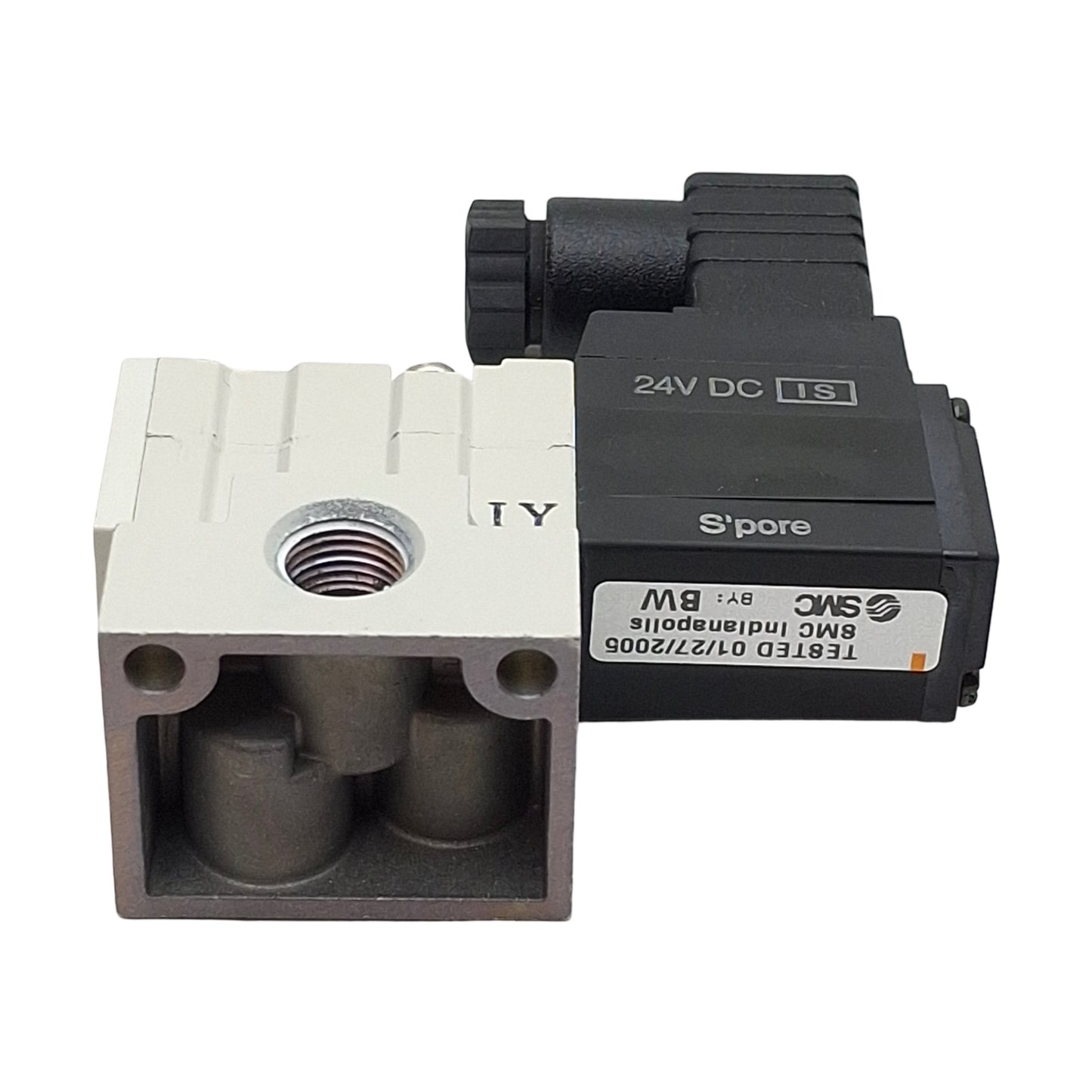 Used SMC NVKF334V-5D-01T Solenoid Valve 3/2-Way, 1/8" NPT, -100KPa~100psi, 24VDC Coil