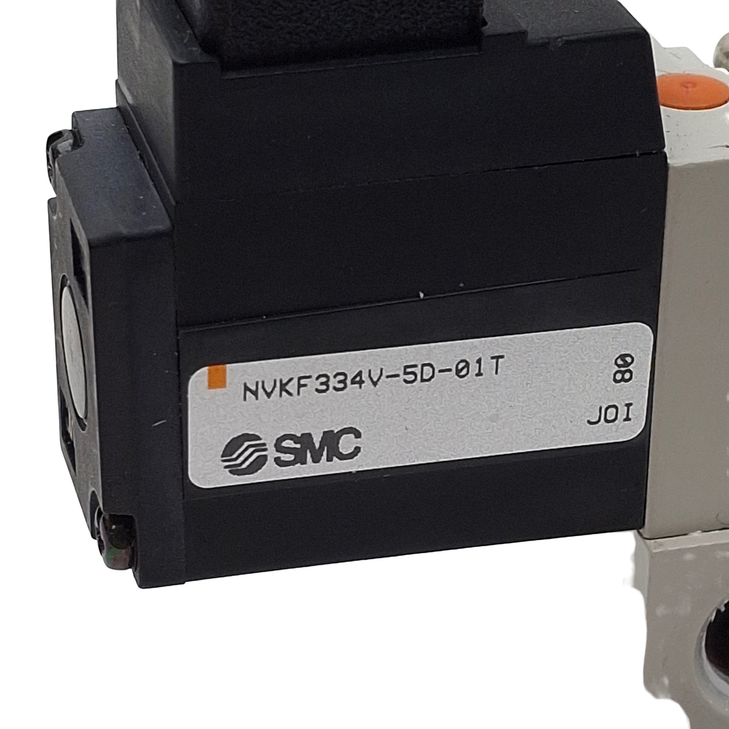 Used SMC NVKF334V-5D-01T Solenoid Valve 3/2-Way, 1/8" NPT, -100KPa~100psi, 24VDC Coil