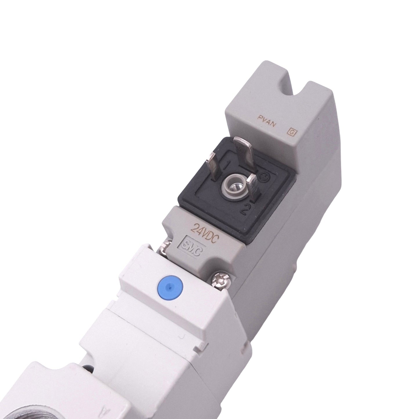 New SMC VQZ332-5YO1-02 Solenoid Valve, 3-Port 2-Position NC, 0.7MPa, 24VDC Coil