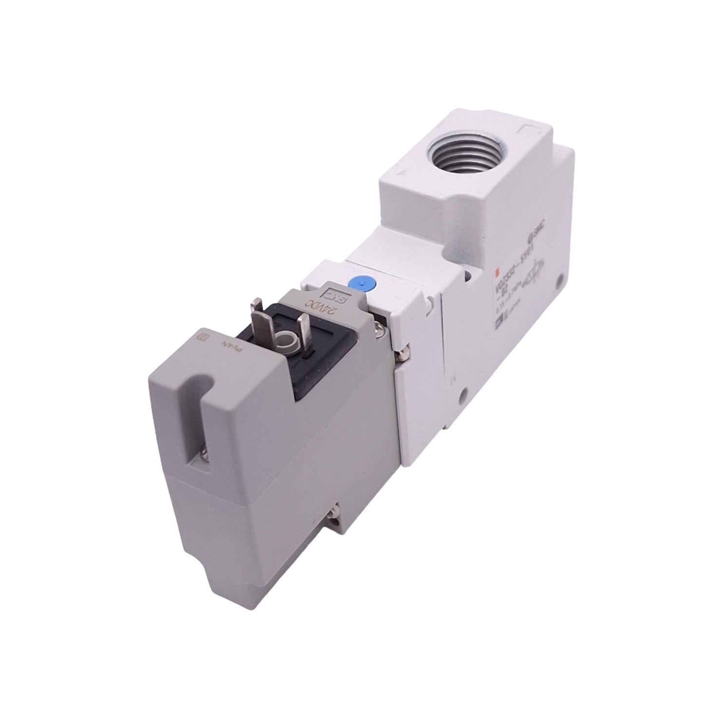 New SMC VQZ332-5YO1-02 Solenoid Valve, 3-Port 2-Position NC, 0.7MPa, 24VDC Coil
