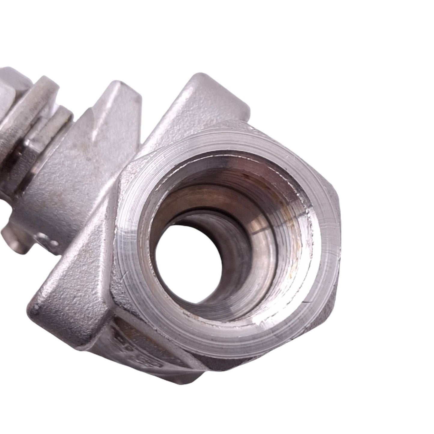 Used Apollo 76-103-27 Stainless Steel Manual Ball Valve, 1/2in NPT, 2000psi CWP