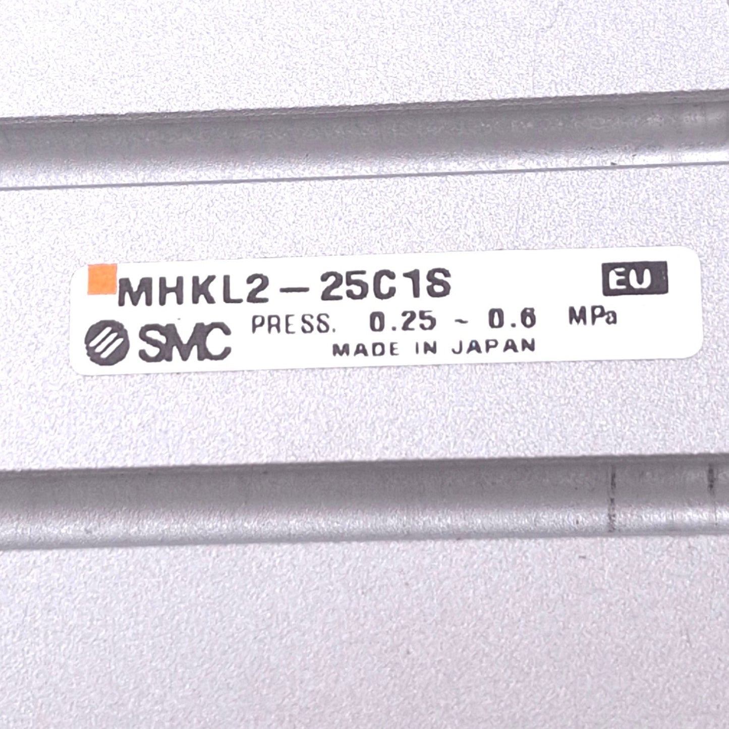 Used SMC MHKL2-25C1S Pneumatic Gripper, Single Acting NC, 25mm Bore, 22mm Stroke