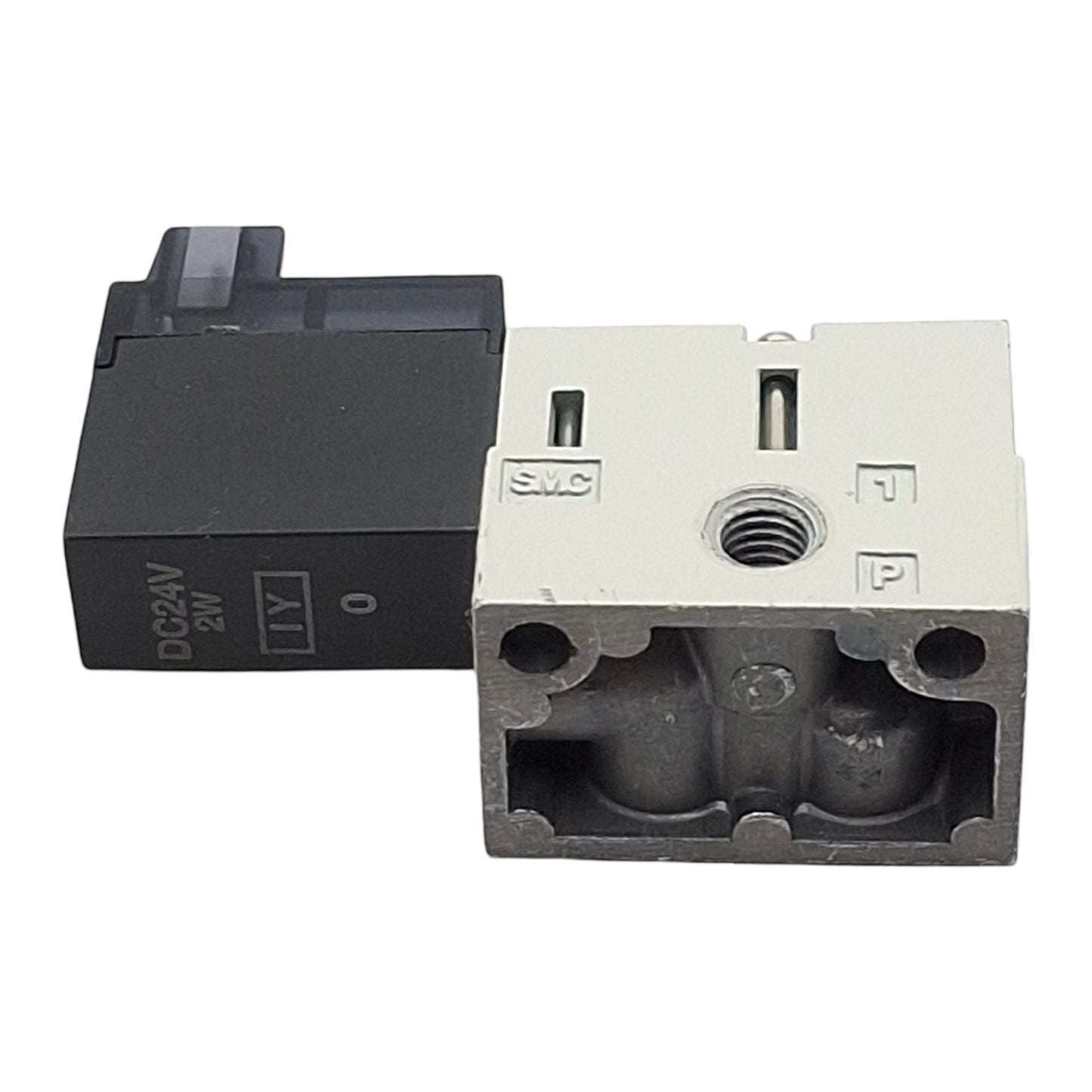 Used SMC VQD1151-5L0 Solenoid Valve, 4/2-Way, M5x0.8, Vac-0.7MPa, 24VDC Coil