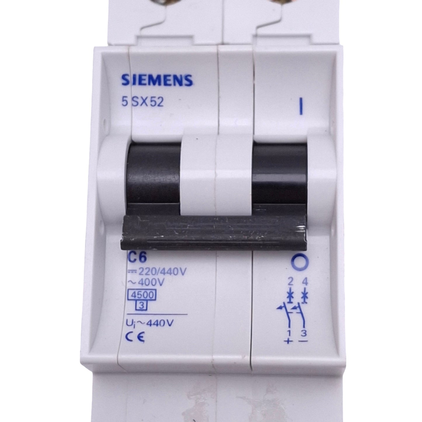 Used Siemens 5SX5206-7 Circuit Breaker, 2-Pole 6A, 440VDC/400VAC Max, DIN Rail