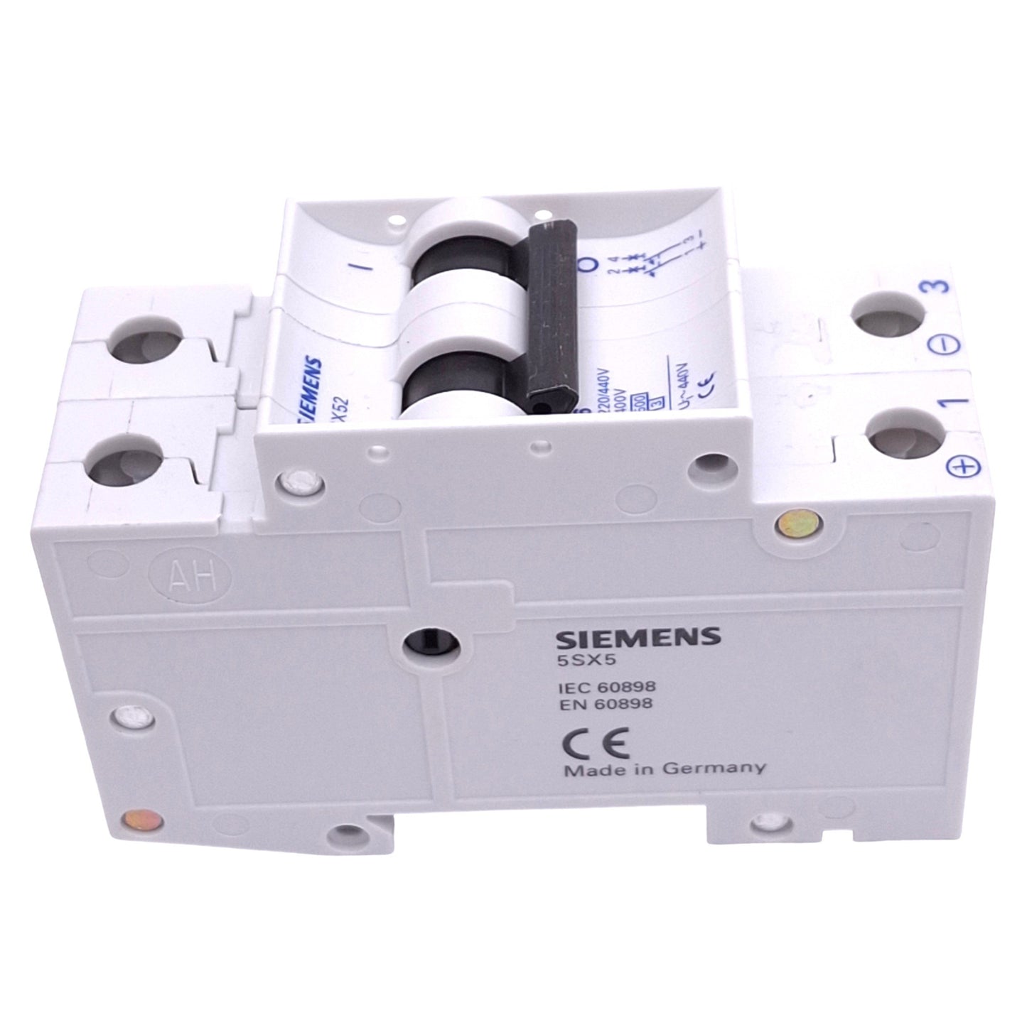 Used Siemens 5SX5206-7 Circuit Breaker, 2-Pole 6A, 440VDC/400VAC Max, DIN Rail