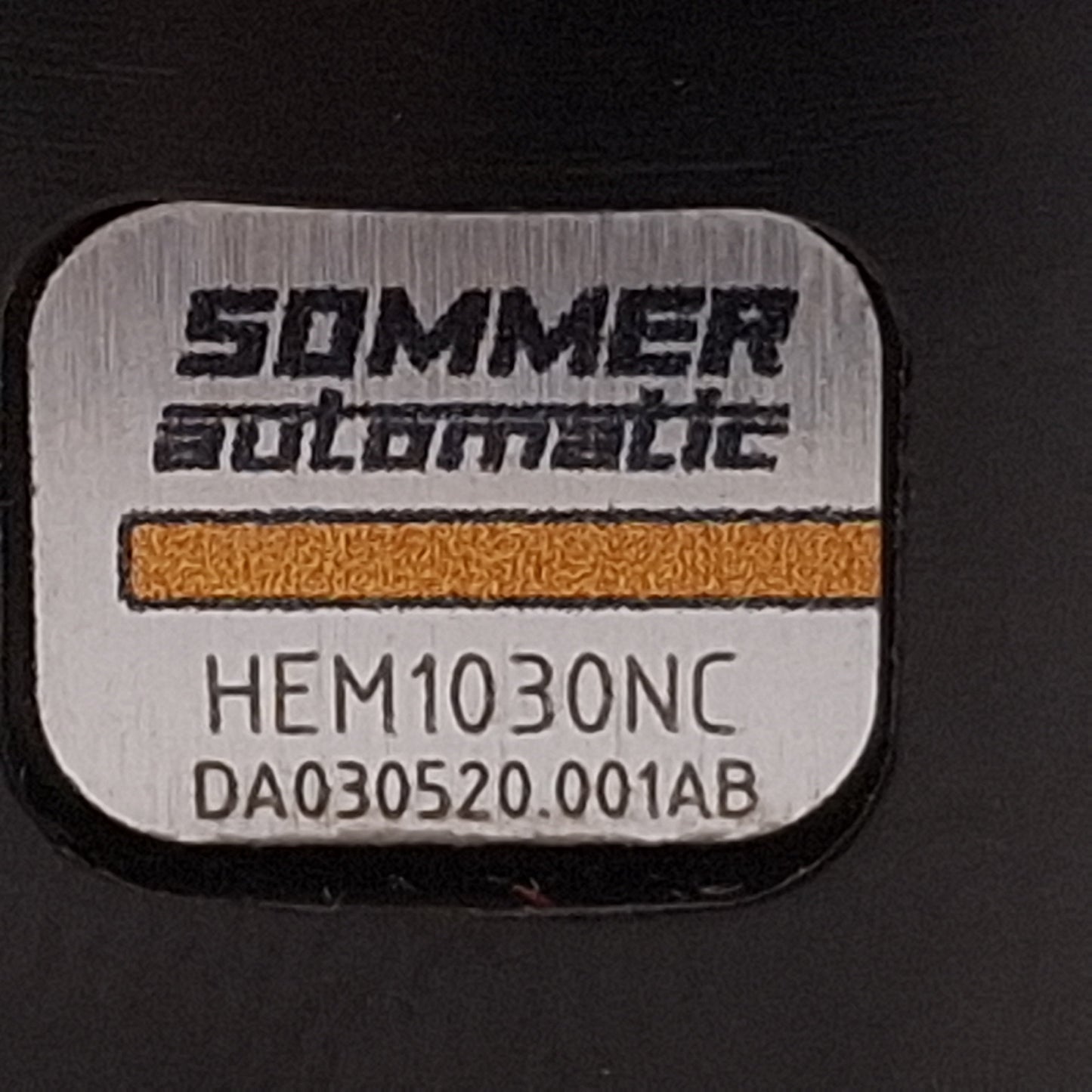 Used Sommer Automatic HEM1030NC Magnetic Gripper, 40N Retention, 24VDC 3.6W, M8 3-Pin
