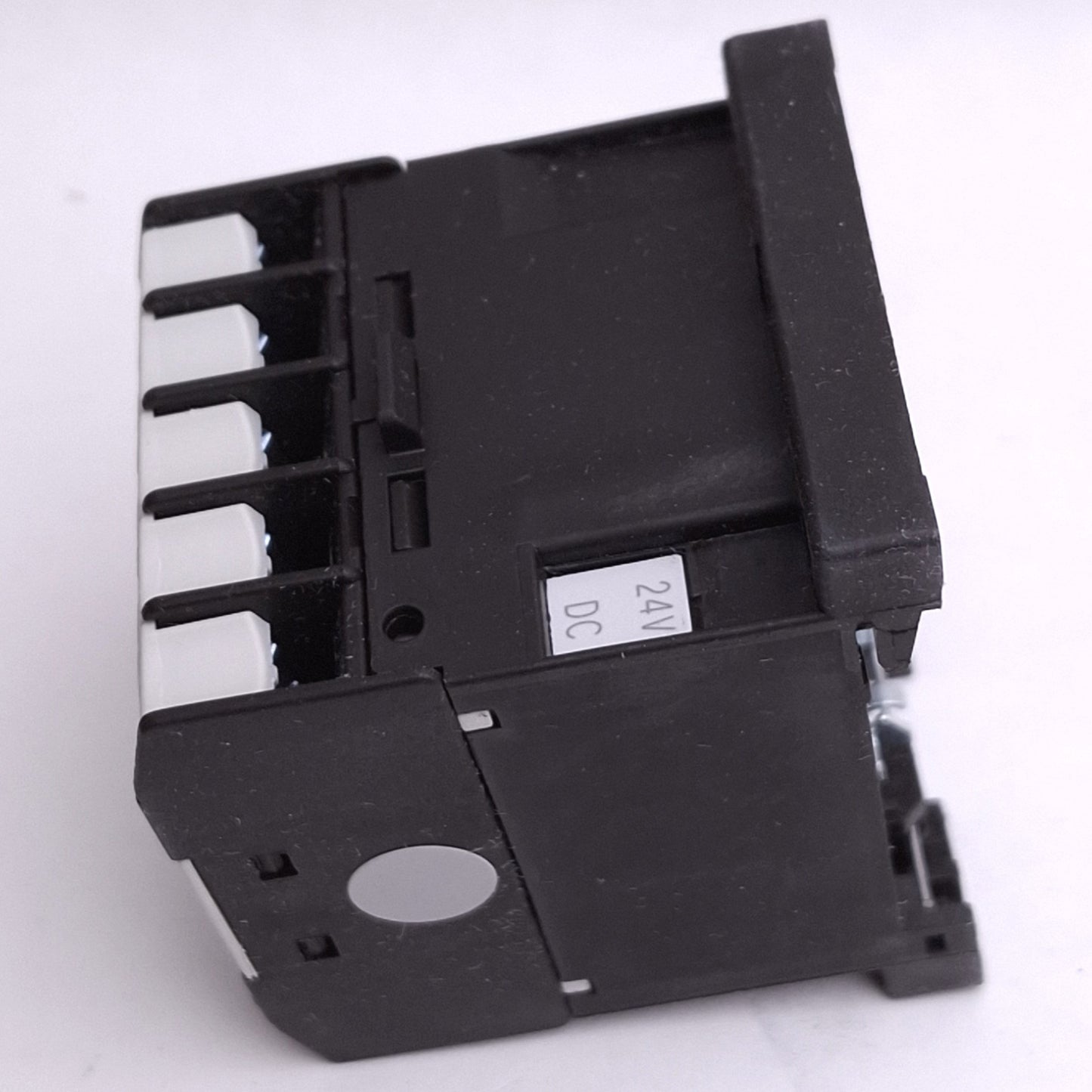 New Eaton DILER-40-G XTRM10A40 Contactor Relay, 4-Pole NO, 10A Max, 24VDC Coil