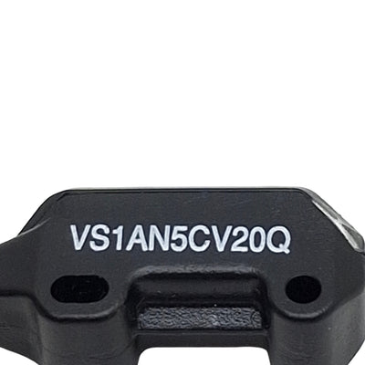 New Banner VS1AN5CV20Q Convergent Proximity Sensor, NPN, 20mm Range, 30VDC, 3-Pin M8