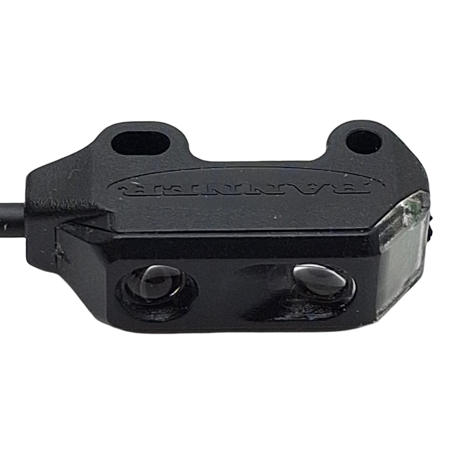 New Banner VS1AN5CV20Q Convergent Proximity Sensor, NPN, 20mm Range, 30VDC, 3-Pin M8