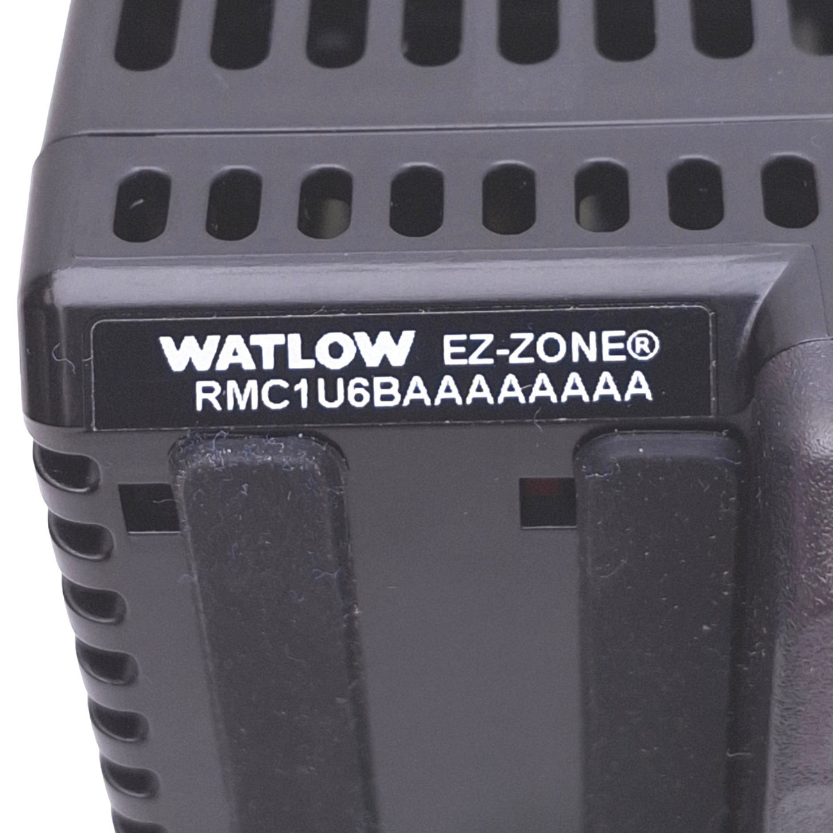 Used Watlow RMC1U6BAAAAAAAA EZ-ZONE Universal Temperature Controller, 20.4-30VAC/DC