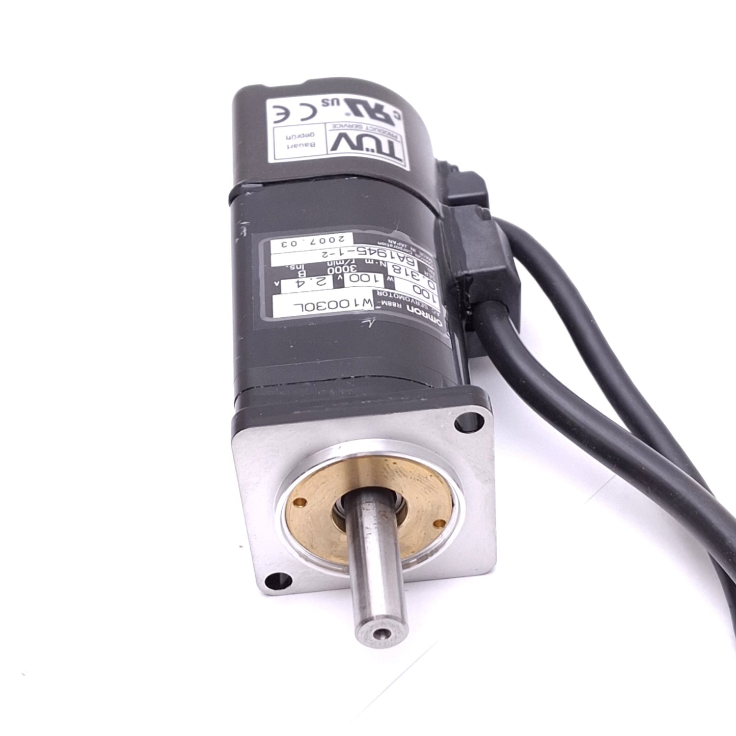 Used Omron R88M-W10030L AC Servo Motor, 100W 100VAC 2.4A, 3000RPM, 0.318Nm, 40x40mm