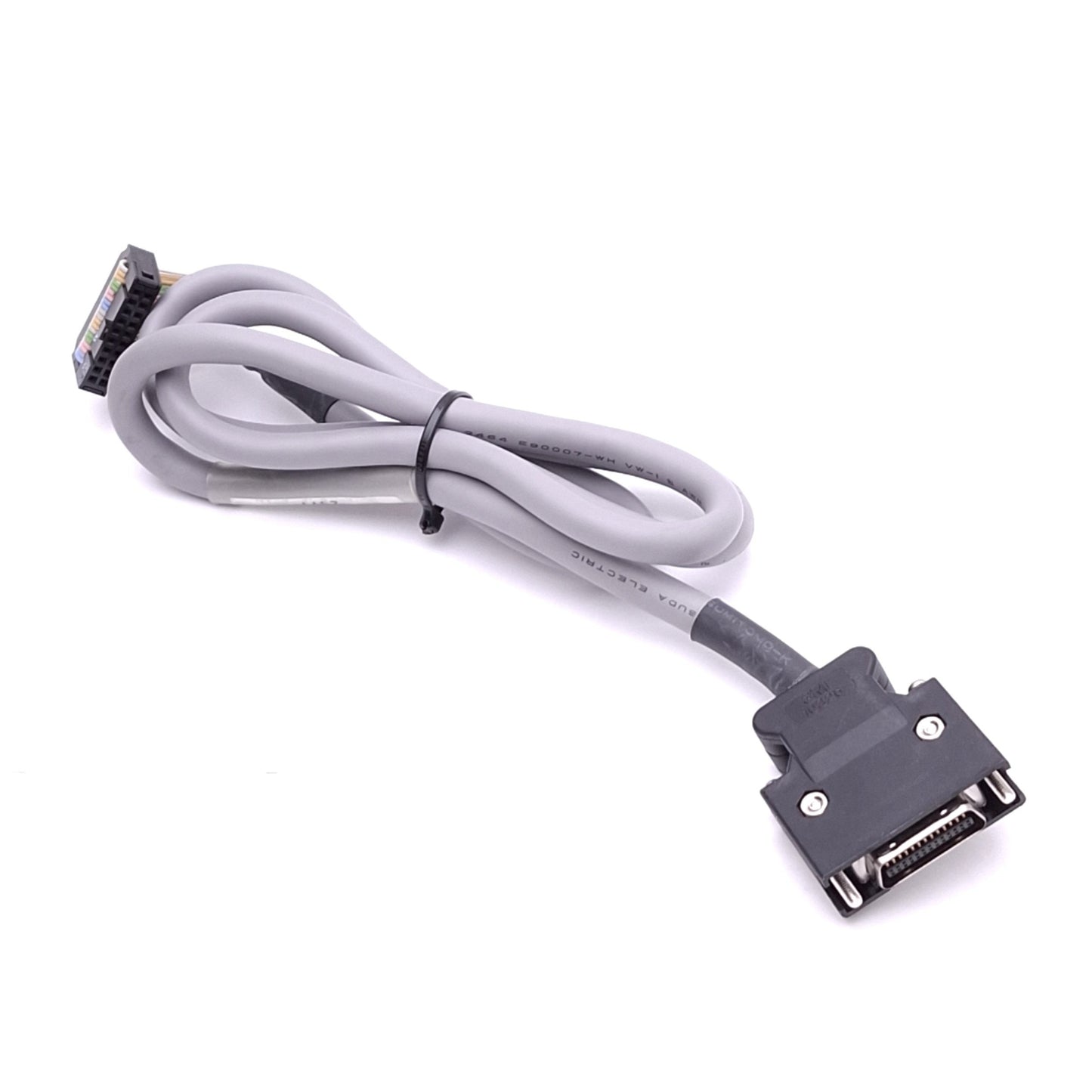 Used Omron XW2Z-100J-B16 Servo Communication Cable for R88D/CS1 Series, 1m, 20-Wire