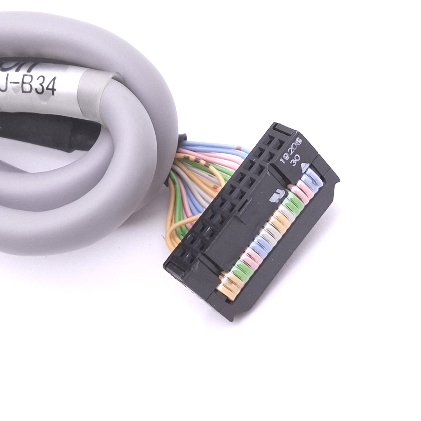 Used Omron XW2Z-100J-B34 Servo Communication Cable for R88D/CS1 Series, 1m, 20-Wire