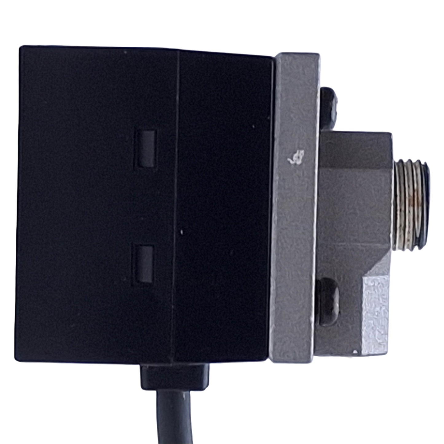 Used Keyence AP-34K Air Pressure Sensor 12-24VDC, 50mA, 29.9 to -29.9inchHg, NPN