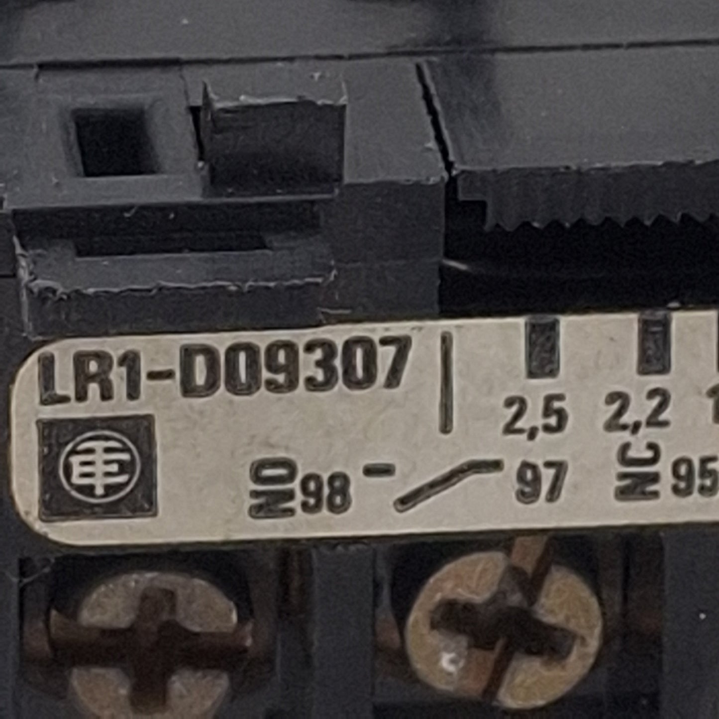 Used Telemecanique LR1-D09307 Thermal Overload Relay, 3P 1NC+1NO 1.6-2.5A, 10A 600VAC