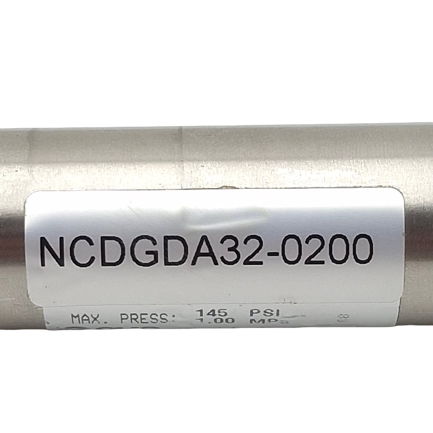 Used SMC NCDGDA32-0200 Pneumatic Cylinder, ø1-1/4in Bore, 2in Stroke, 145psi, Rc1/4