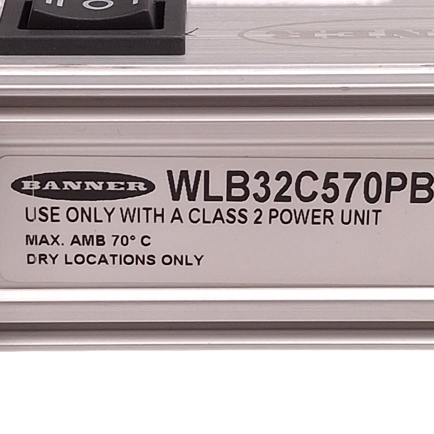 Used Banner WLB32C570PB LED Workstation Light 12-30VDC, 570mm Length, M12 5-Pin Male
