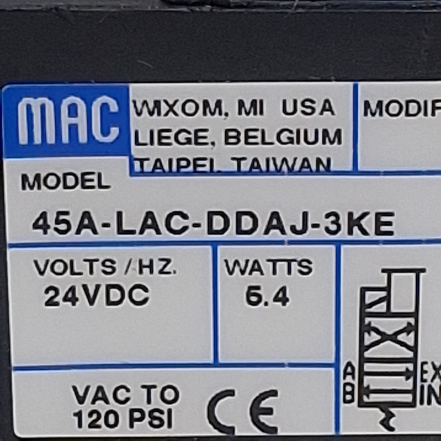 New MAC 45A-LAC-DDAJ-3KE Solenoid Valve, 4/2-Way, 1/8in NPT, Vac-120psi, 24VDC Coil