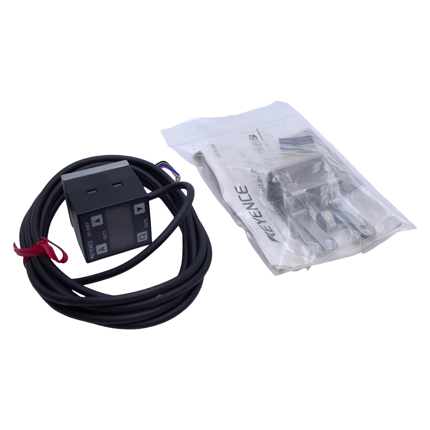 New – Open box Keyence AP-33KP Digital Air Pressure Sensor PNP, 12-24VDC, 0-145PSI, 1/8" NPT
