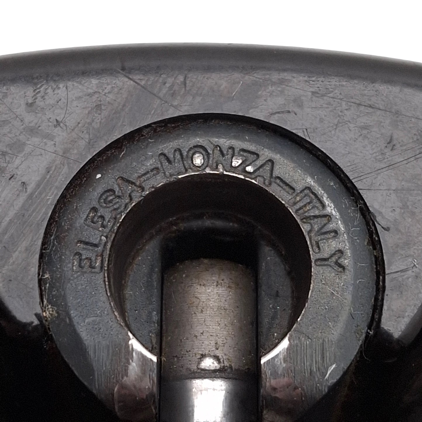 Used Elesa Solid Handwheel w/ Fold-Away Handle, ø150mm OD, ø5/8in Bore, Black