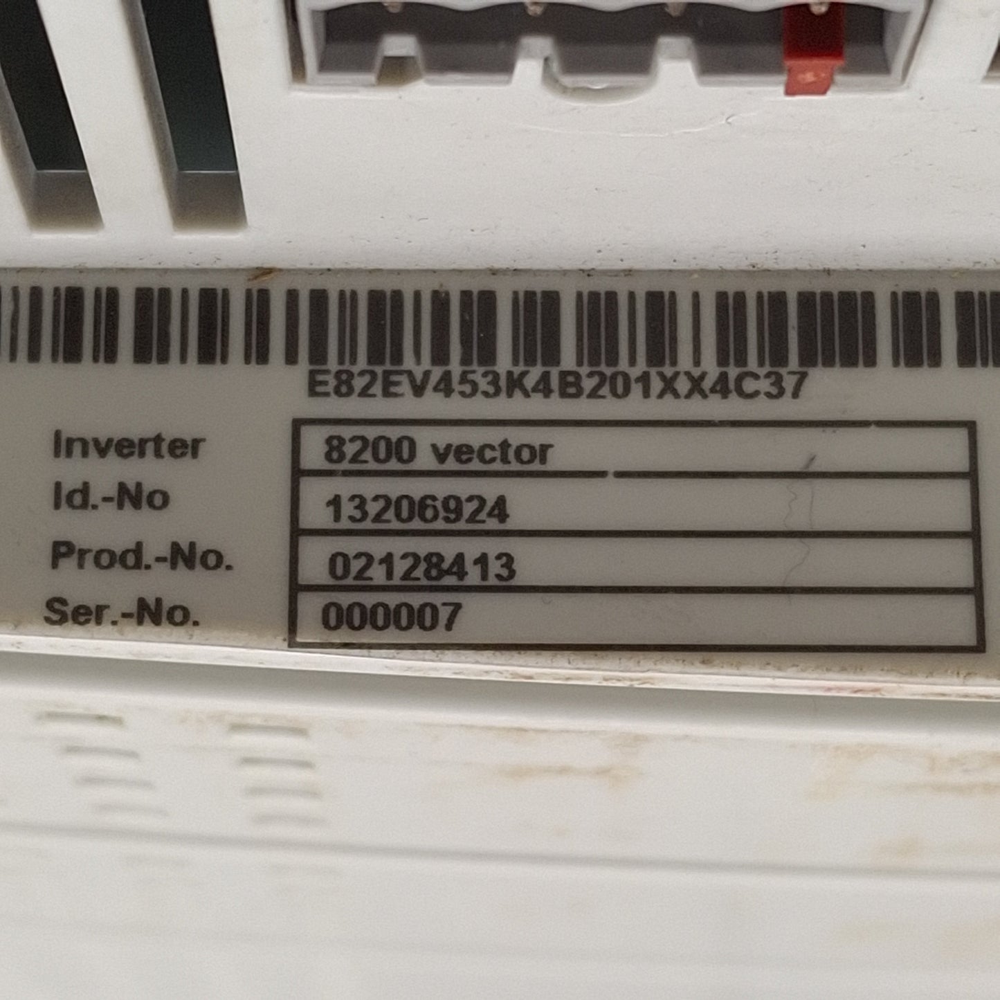 Used Lenze E82EV453K4B201 8200 Vector Drive Inverter, 45kW, 3Ø 400/500VAC 89A Input