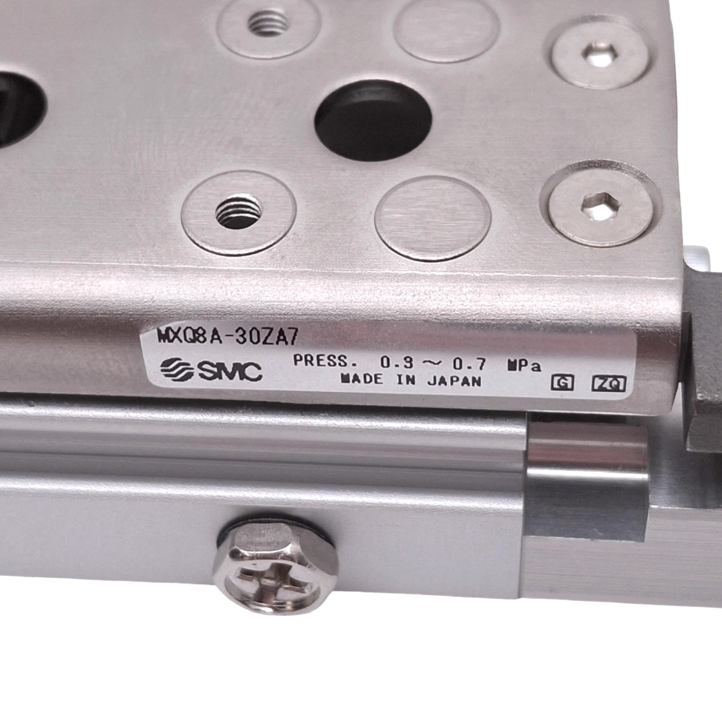 New SMC MXQ8A-30ZA7 Air Slide Table, 8mm Bore, 30mm Stroke, M5, 0.7MPa Max