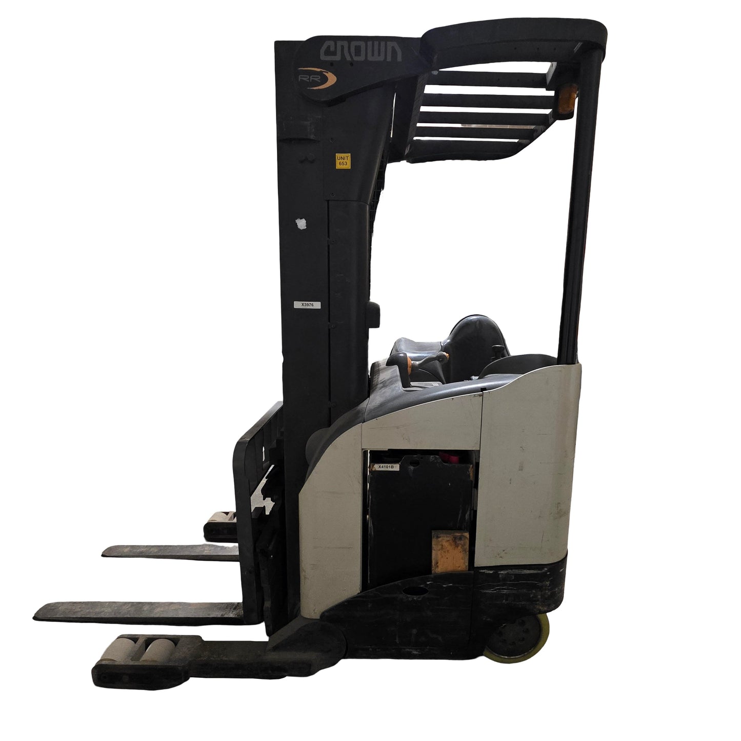 Used Crown RR5220-45 Narrow Aisle Reach Truck W/ Sideshift 4500Lbs Cap 210" Lift 36V