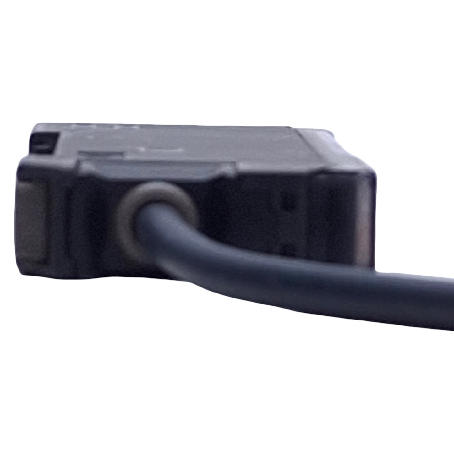 Used Omron E3X-DA41-S 2M Fiber Optic Sensor Amplifier PNP, Red 635nm, 12-24VDC, 2m