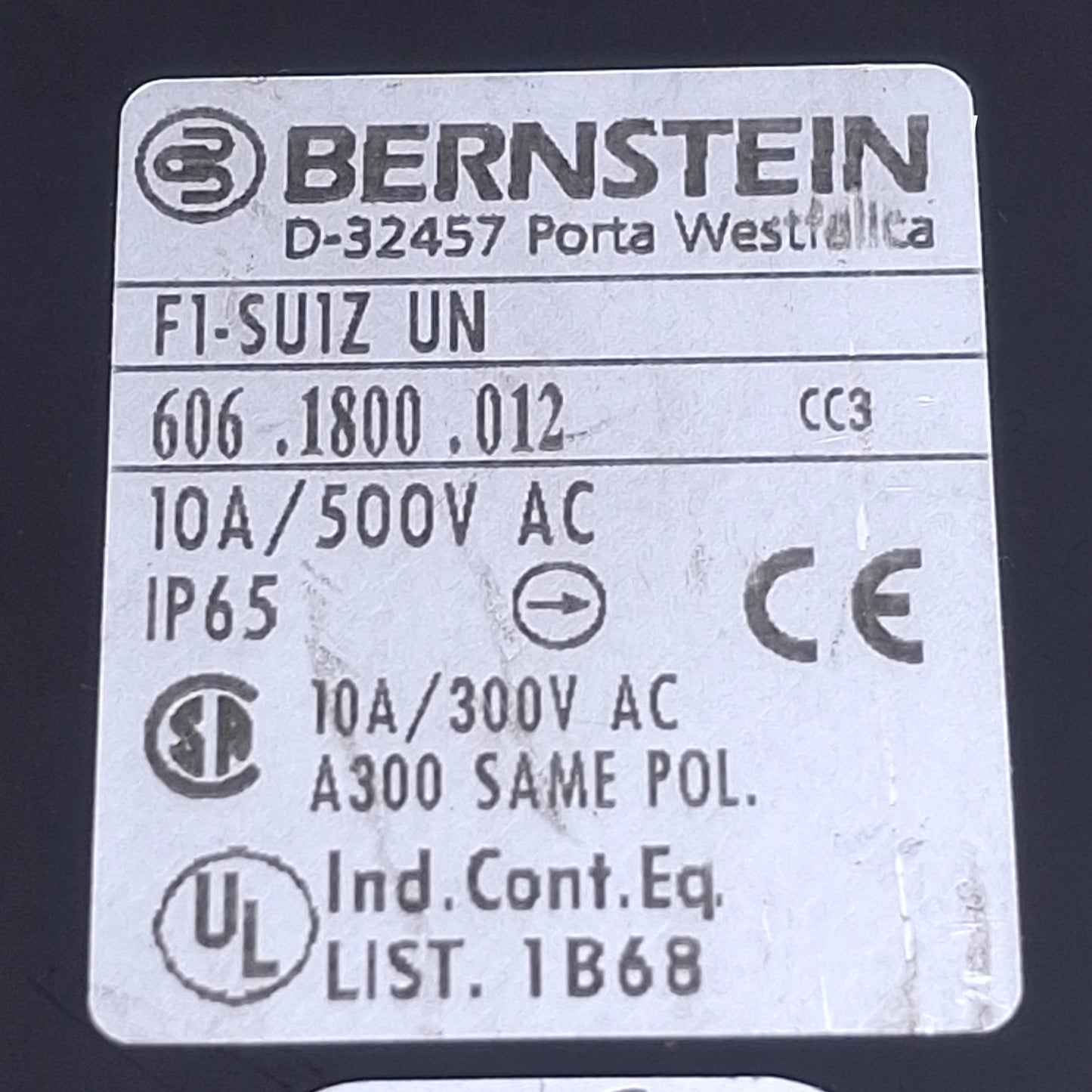 Used Bernstein F1-SU1Z UN Momentary Foot Switch 1NO+1NC, 400VAC 10A, Flying Leads
