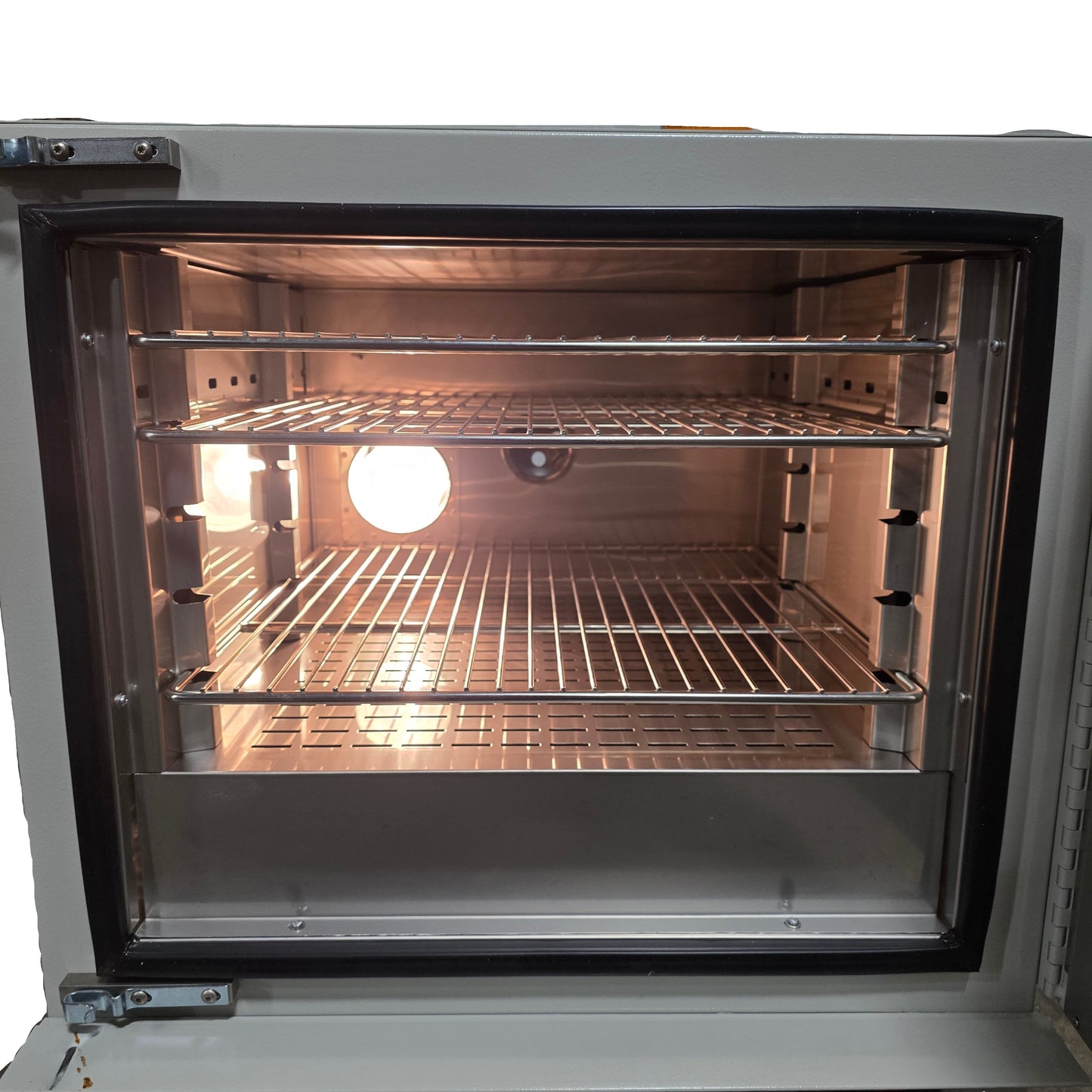 Used Despatch LEB1-23-1 Natural Convection Oven 2.3CuFt Amb+5°C To 204°C 120VAC 10.4A