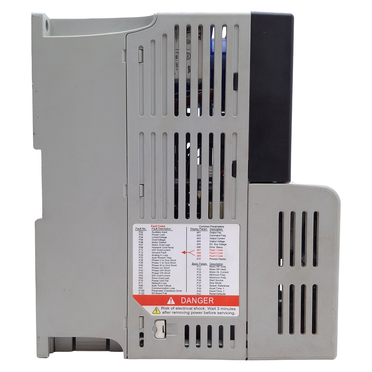 Used Allen Bradley 22B-E3P0N104 PowerFlex 40 AC Variable Frequency Drive 2HP 600V 3Ø