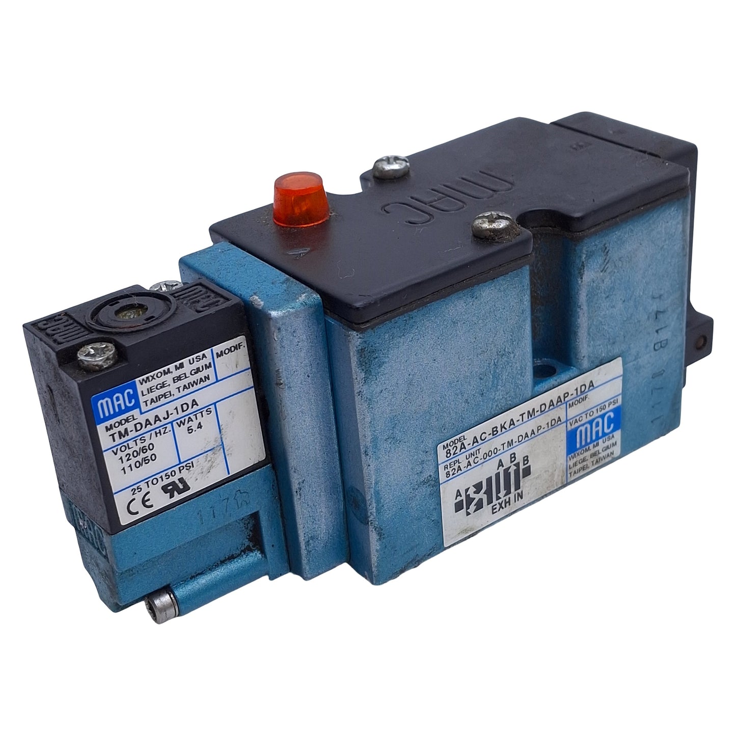 Used MAC 82A-AC-000-TM-DAAP-1DA Solenoid Valve 4-Port 2-Position, 120VAC Coil