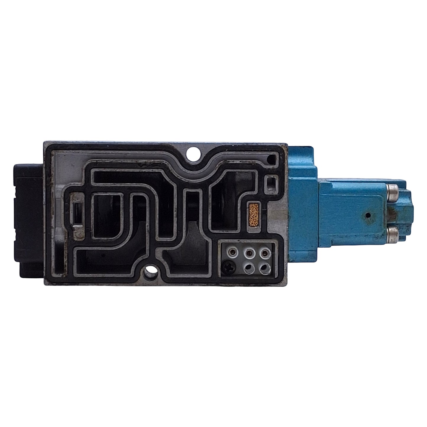 Used MAC 82A-AC-000-TM-DAAP-1DA Solenoid Valve 4-Port 2-Position, 120VAC Coil