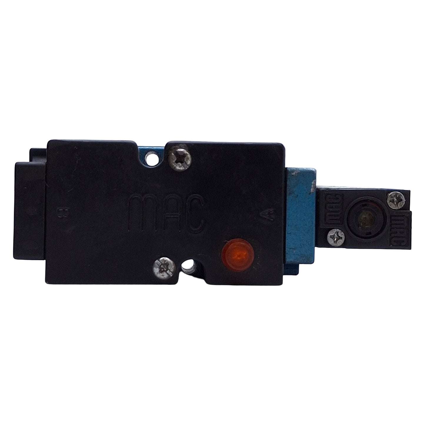 Used MAC 82A-AC-000-TM-DAAP-1DA Solenoid Valve 4-Port 2-Position, 120VAC Coil