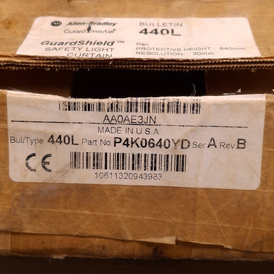 New Allen Bradley 440L P4K0640YD Guard Shield Safety Curtain Set, 640mm, 24VDC