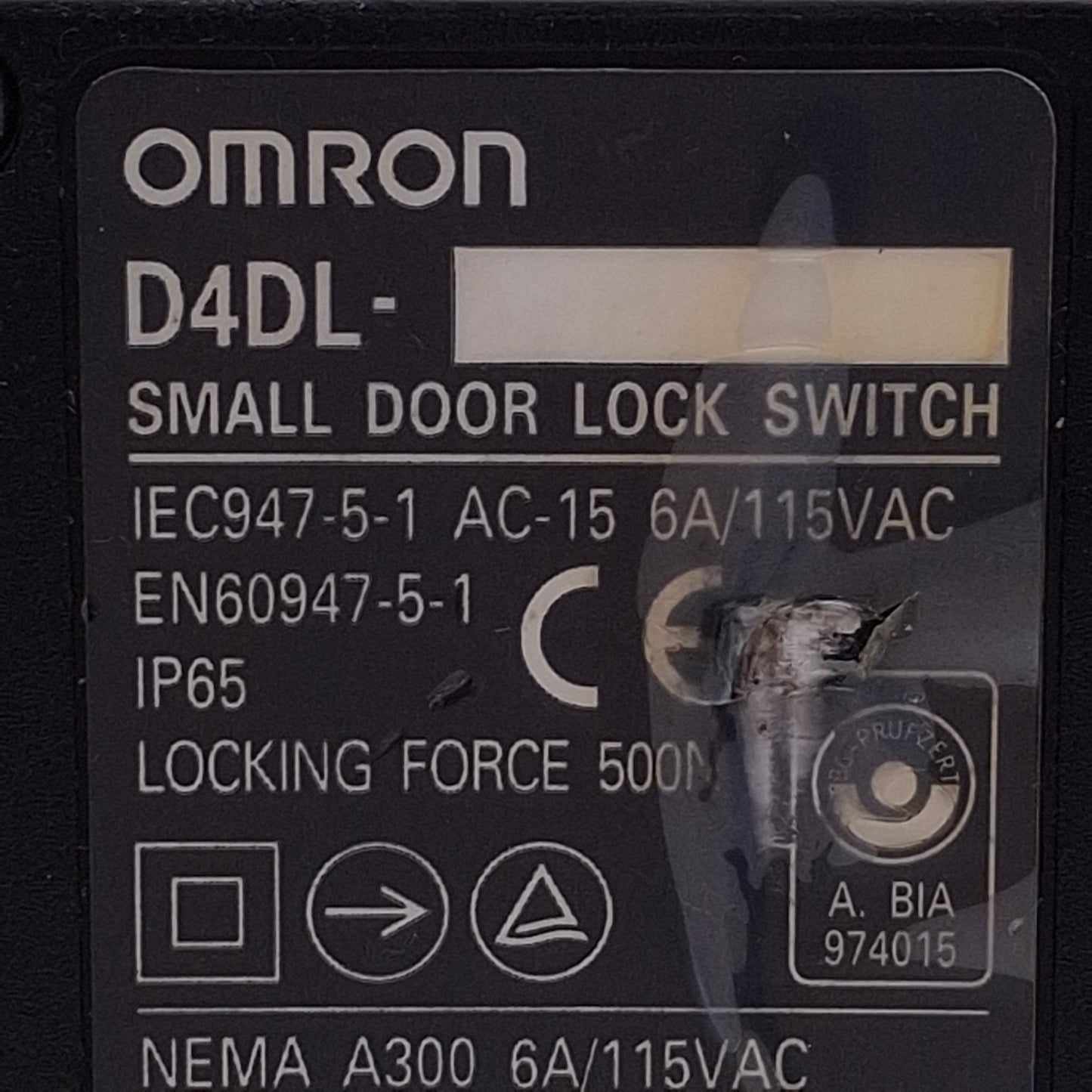 Used Omron D4DL-1DFG-B Locking Safety-Door Switch 2NC+1NC, 24VDC Coil *No Key*