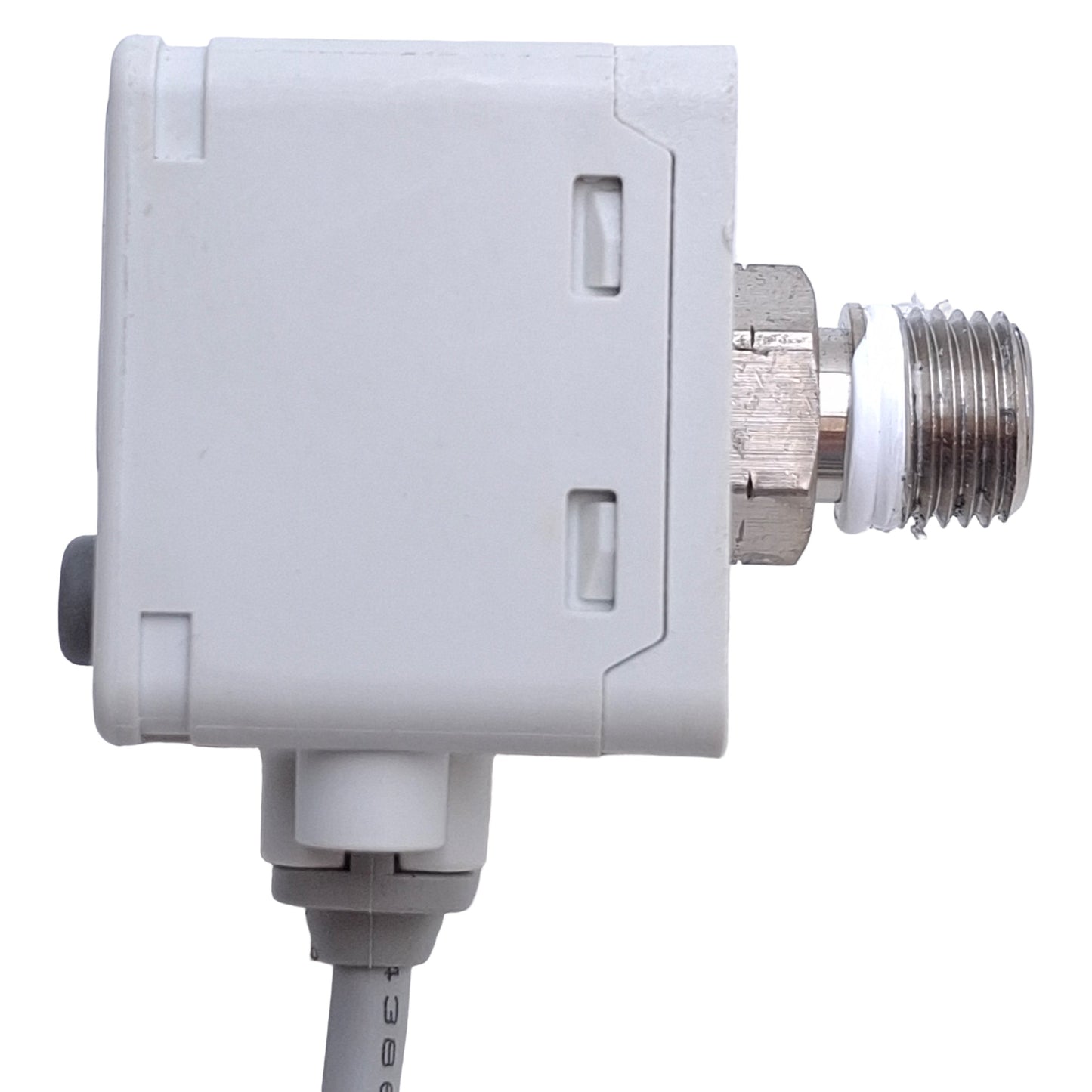 Used SMC ISE40A-N01-T Pressure Switch, 1/8in NPT, M5x0.8 Port, PNP, 1.0MPa, 12-24VDC