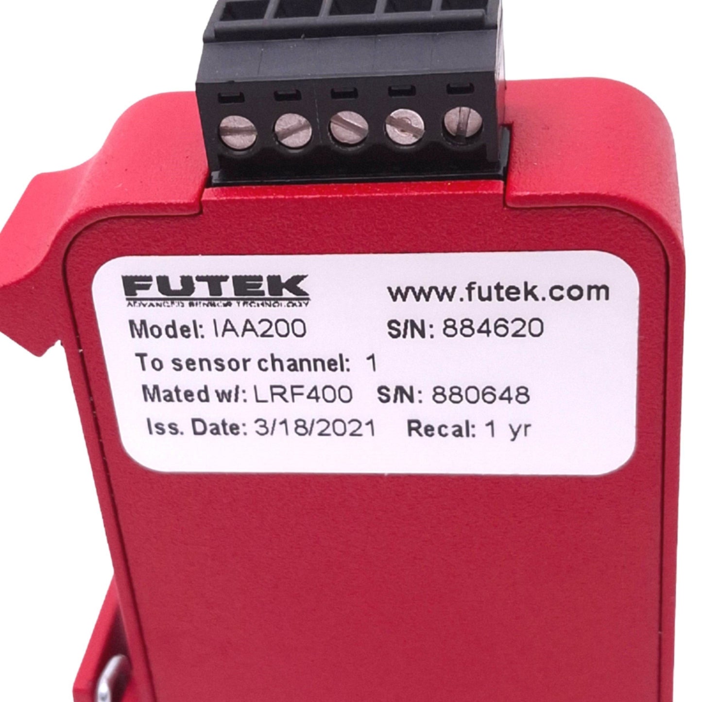 Used FUTEK IAA200 Strain Gauge Analog Amplifier, Current Output 4-20mA, 24VDC
