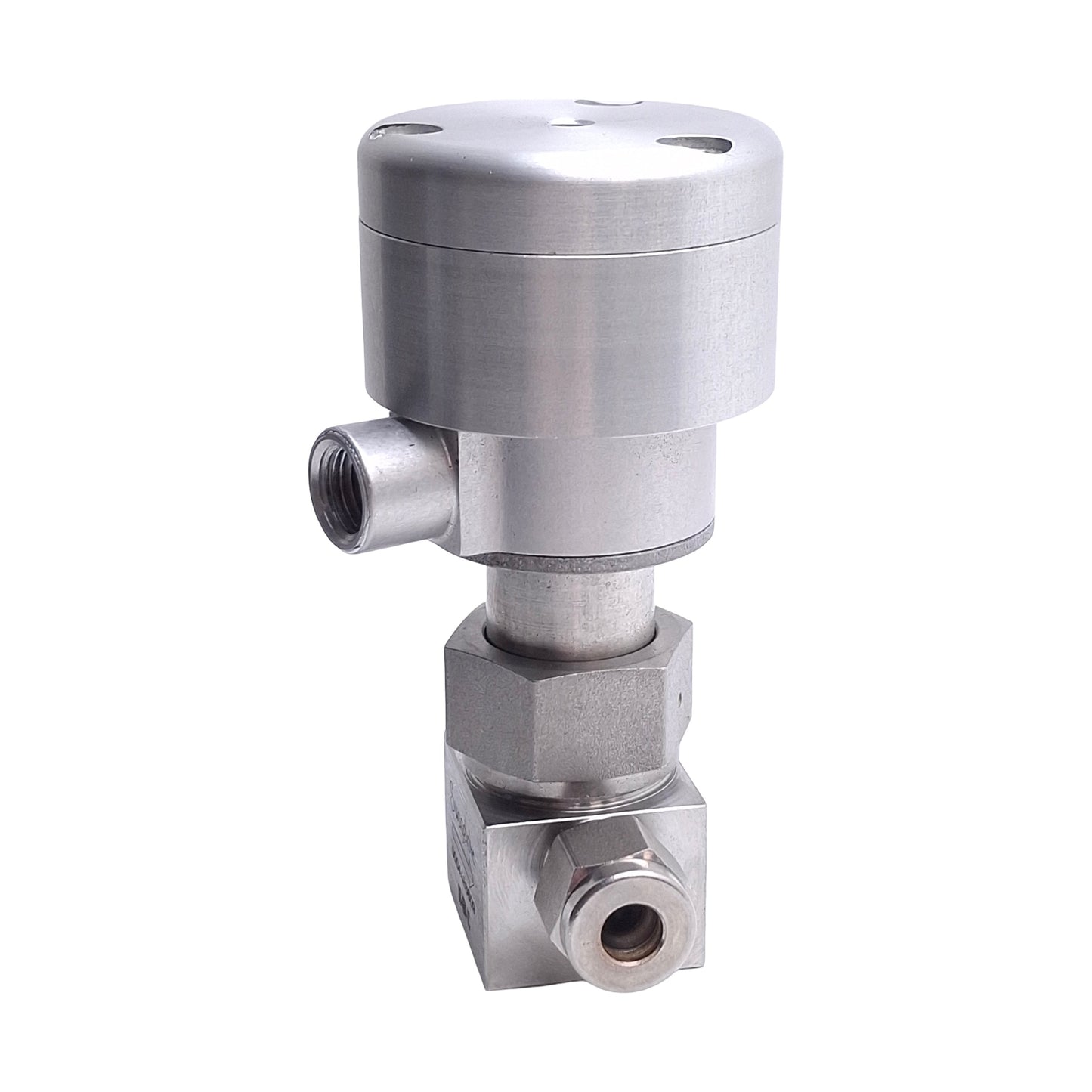 Used Swagelok SS-4BK-1C Bellows Valve, 1/4" Tube, 316 Stainless Steel, NC Actuator