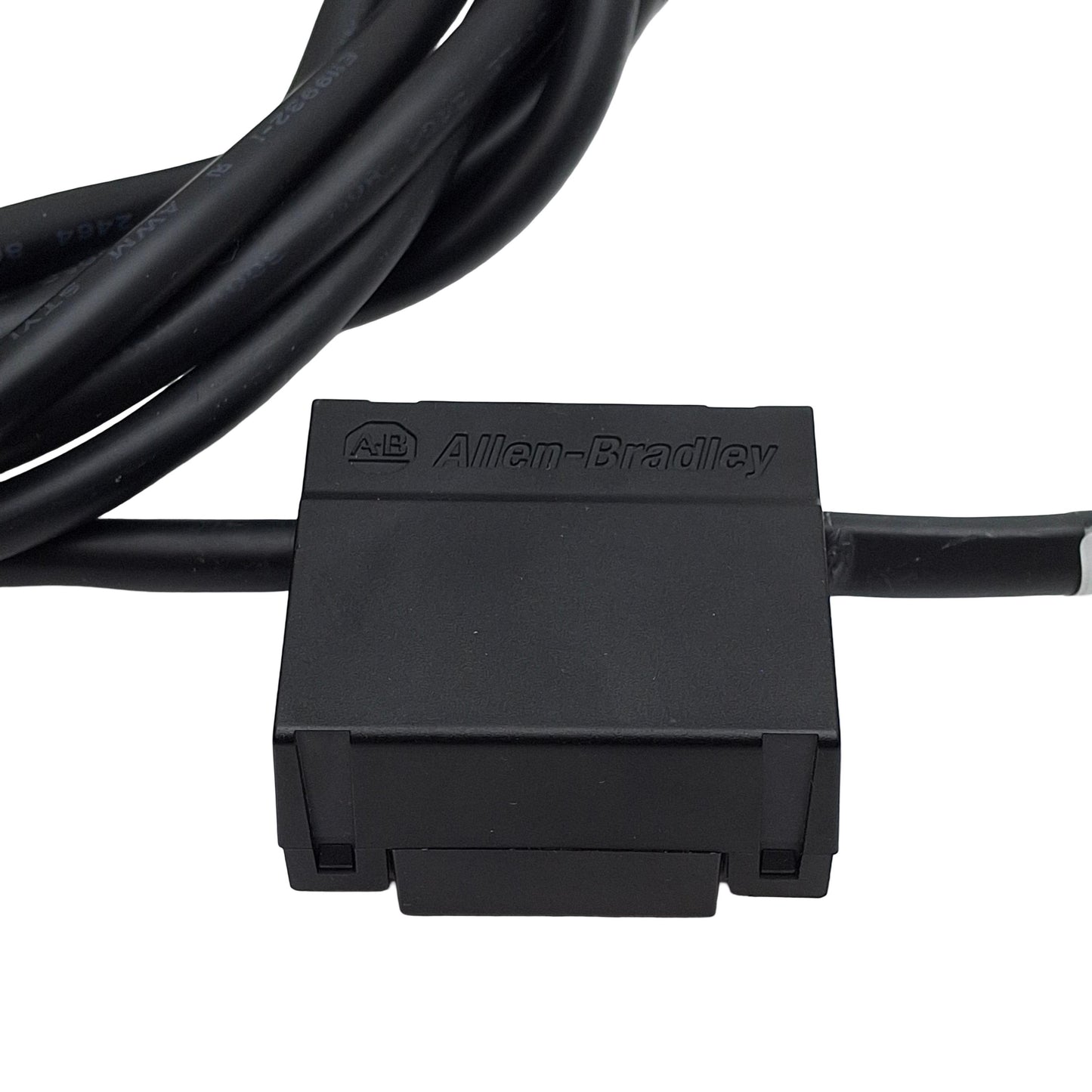 Used Allen Bradley 2090-CTFB-MADD-CFF05 Kinetix TLP Motor Feedback Flex Cable, 5m
