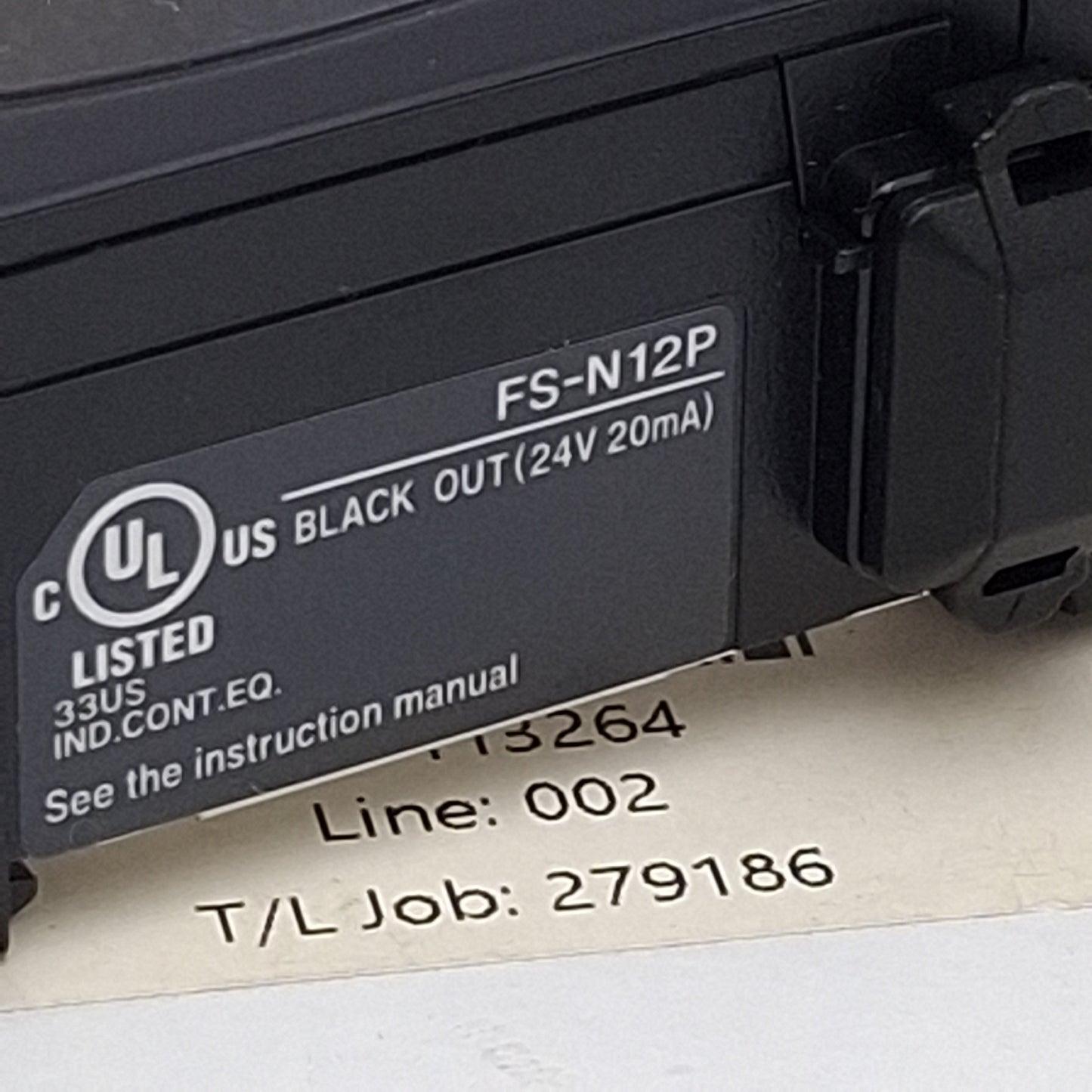 New Keyence FS-N12P Fiber Optic Amplifier Sensor, 1PNP, 12-24VDC, 1-Wire Lead, 2m