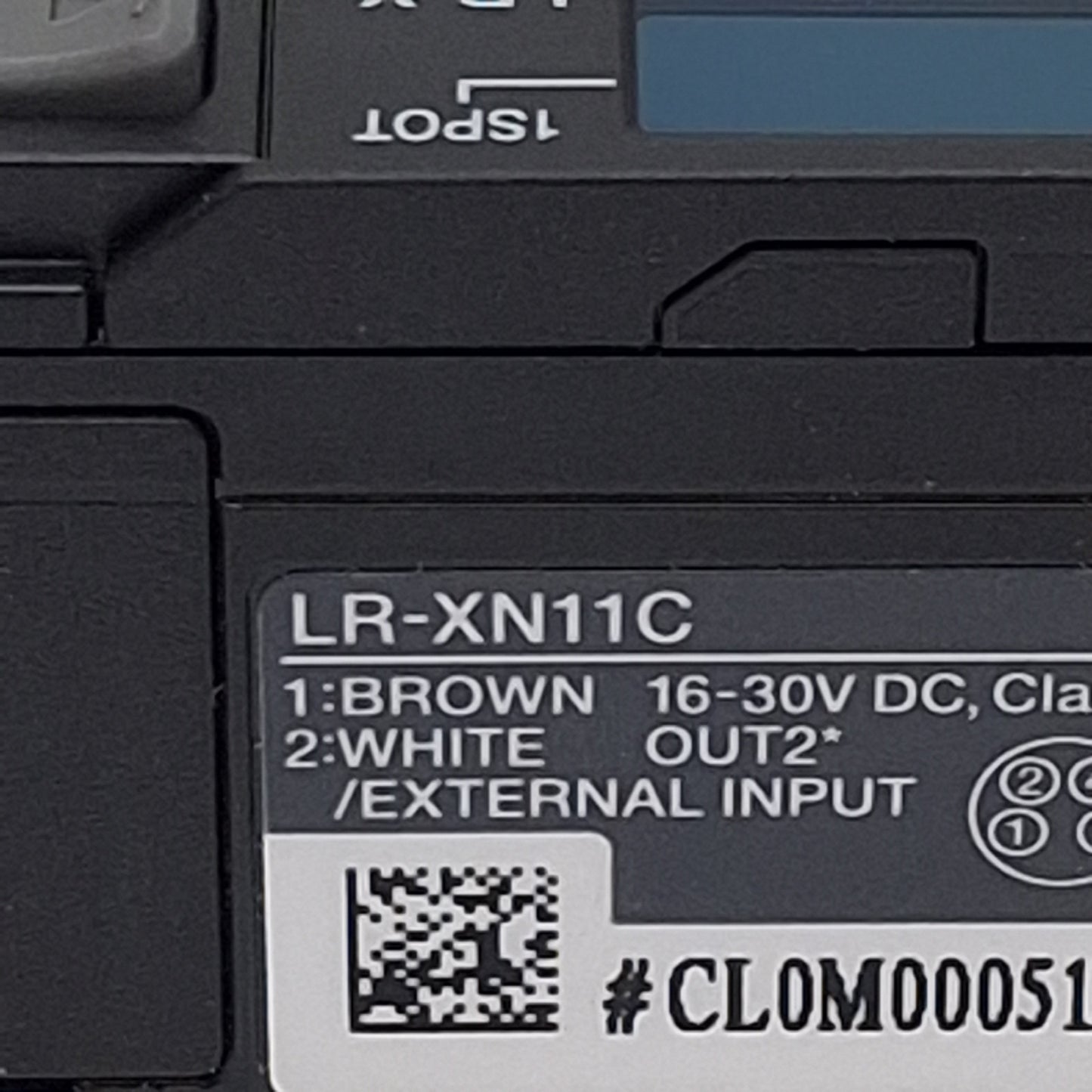 Used Keyence LR-XN11C Compact Laser Sensor, PNP/NPN NO/NC, 16-30VDC, 4-Pin M8