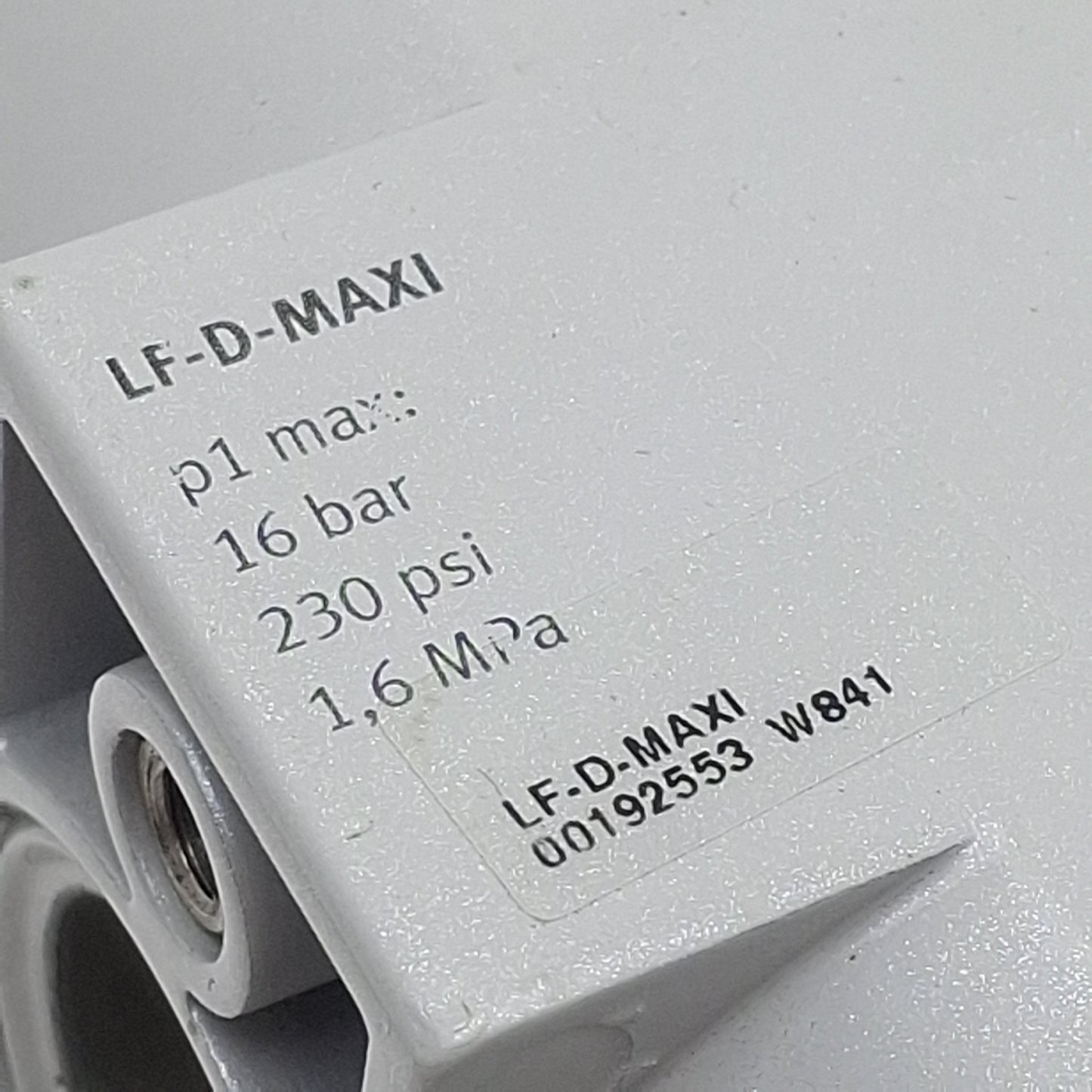 Used Festo LF-D-MAXI 192553 Pneumatic Filter, 0-16Bar, 40µm Filtration, Sub-Base