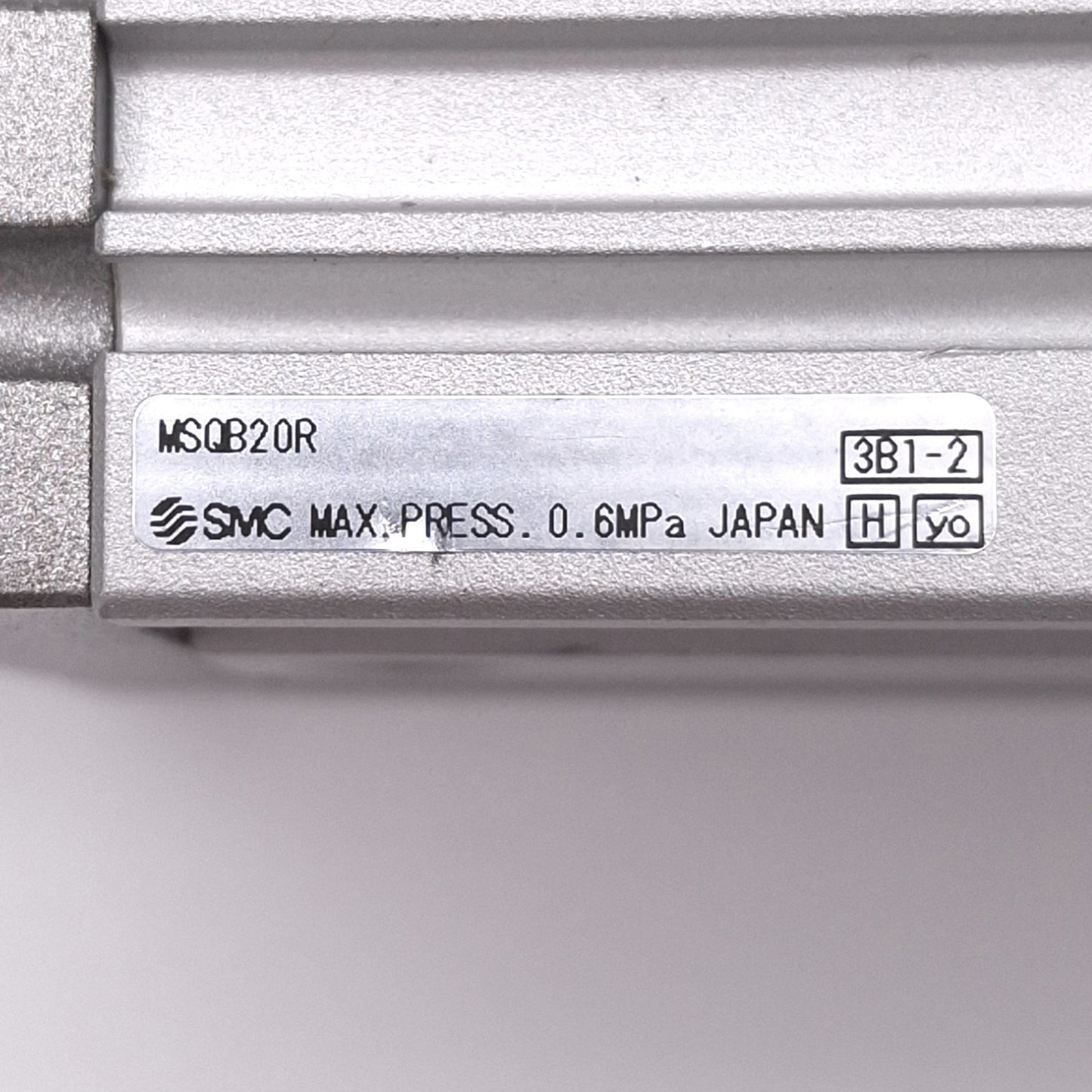 Used SMC MSQB20R Rotary Cylinder, 20mm Bore, 0-190° Range, 3.66Nm 0.6MPa Max, M5