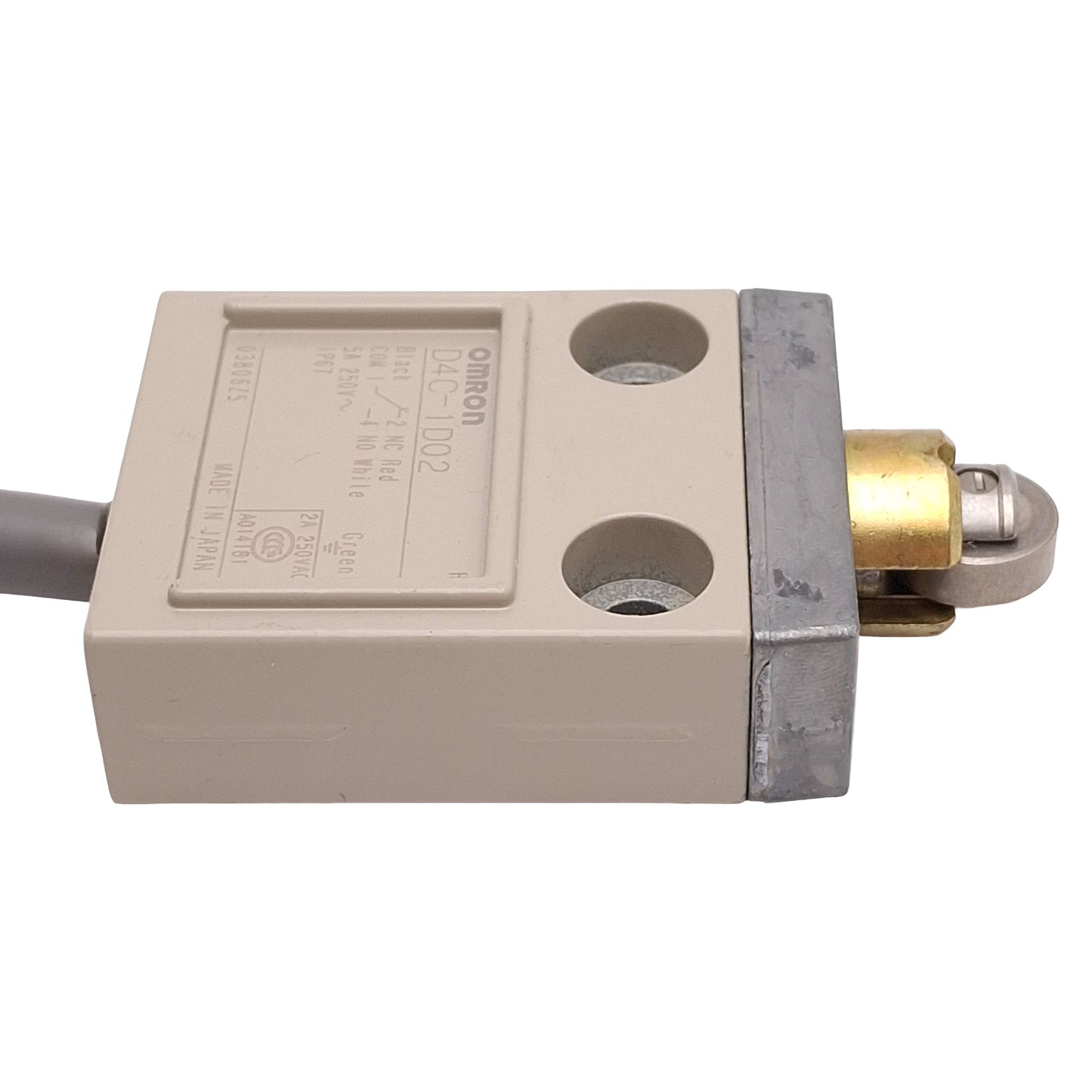 New Omron D4C-1D02 Limit Switch, Roller Plunger, SPDT, 5A 250VAC / 4A 30VDC, 11m